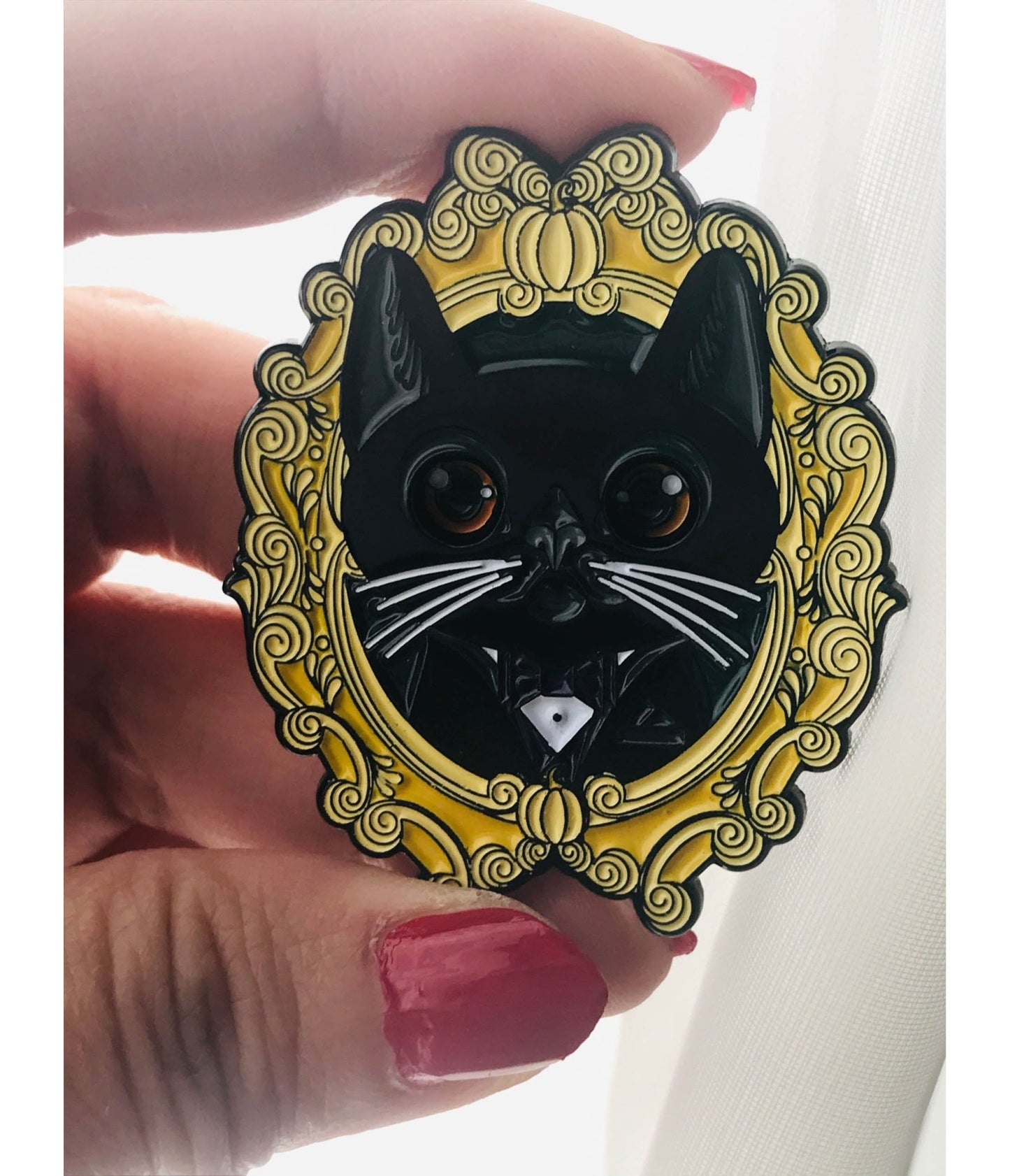 Black Sliding Eye Cat Enamel Pin - Unique Vintage - Womens, ACCESSORIES, JEWELRY