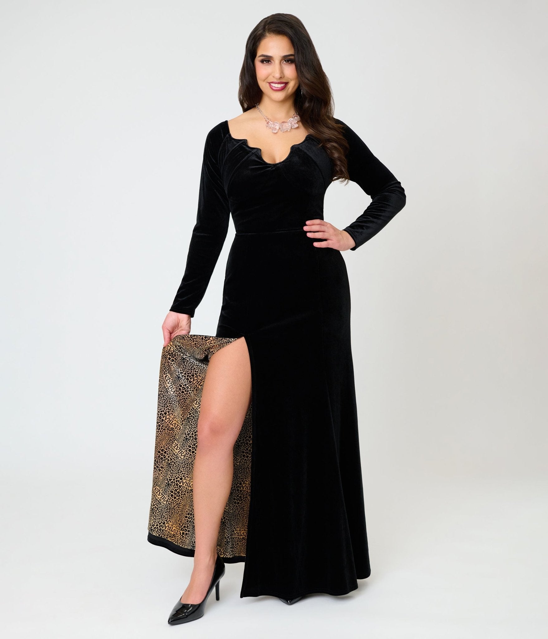 black velvet dresses ladies Elvira x Unique Vintage Batwing Neckline Maxi Dress Production Time:25 Days Twist waist detail feature_Floor-Length Exploring 90s Rock N