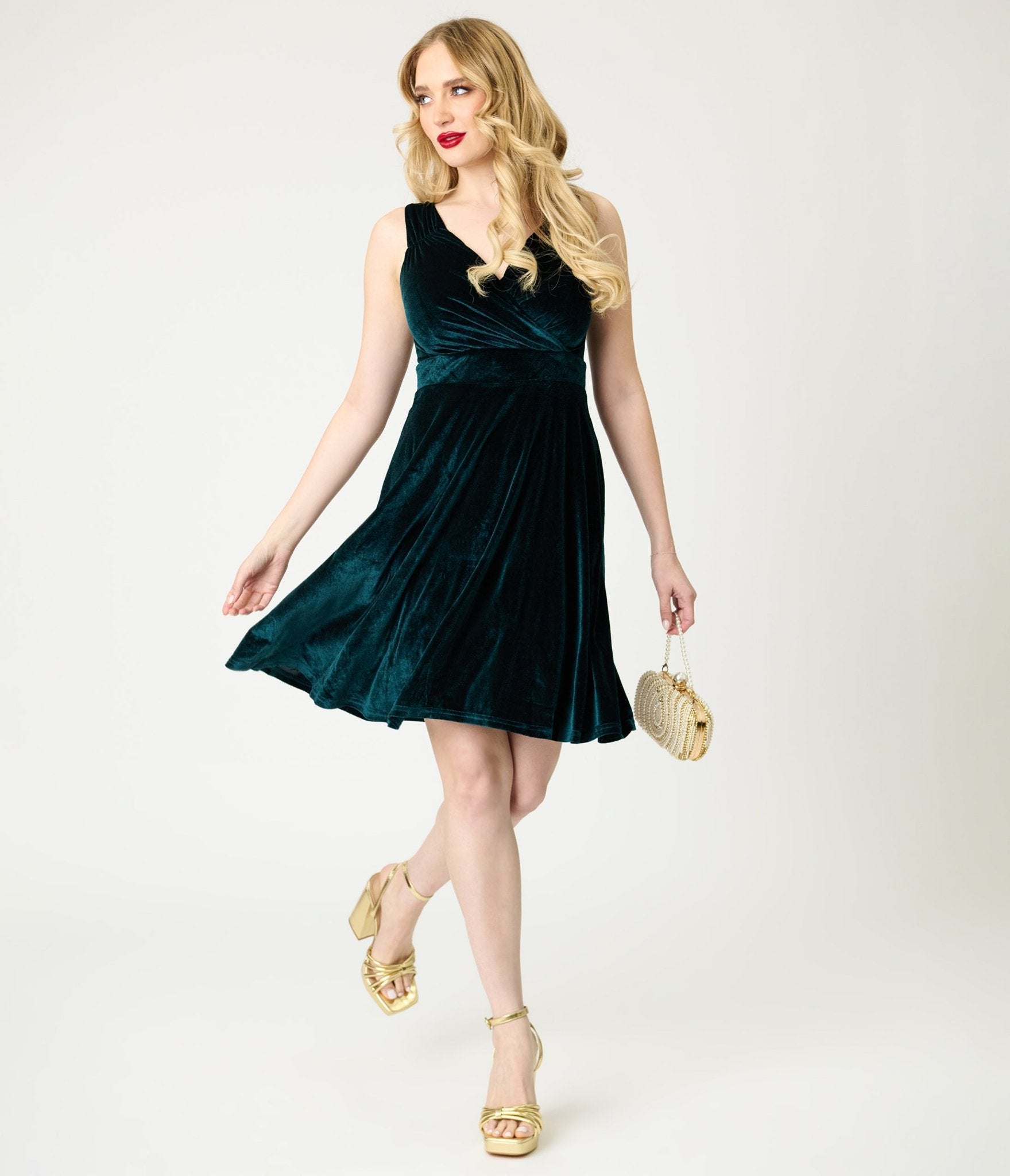 Emerald Velvet Sleeveless Flare Dress Unique Vintage Emerald Velvet Sleeveless Flare Dress Unique Vintage