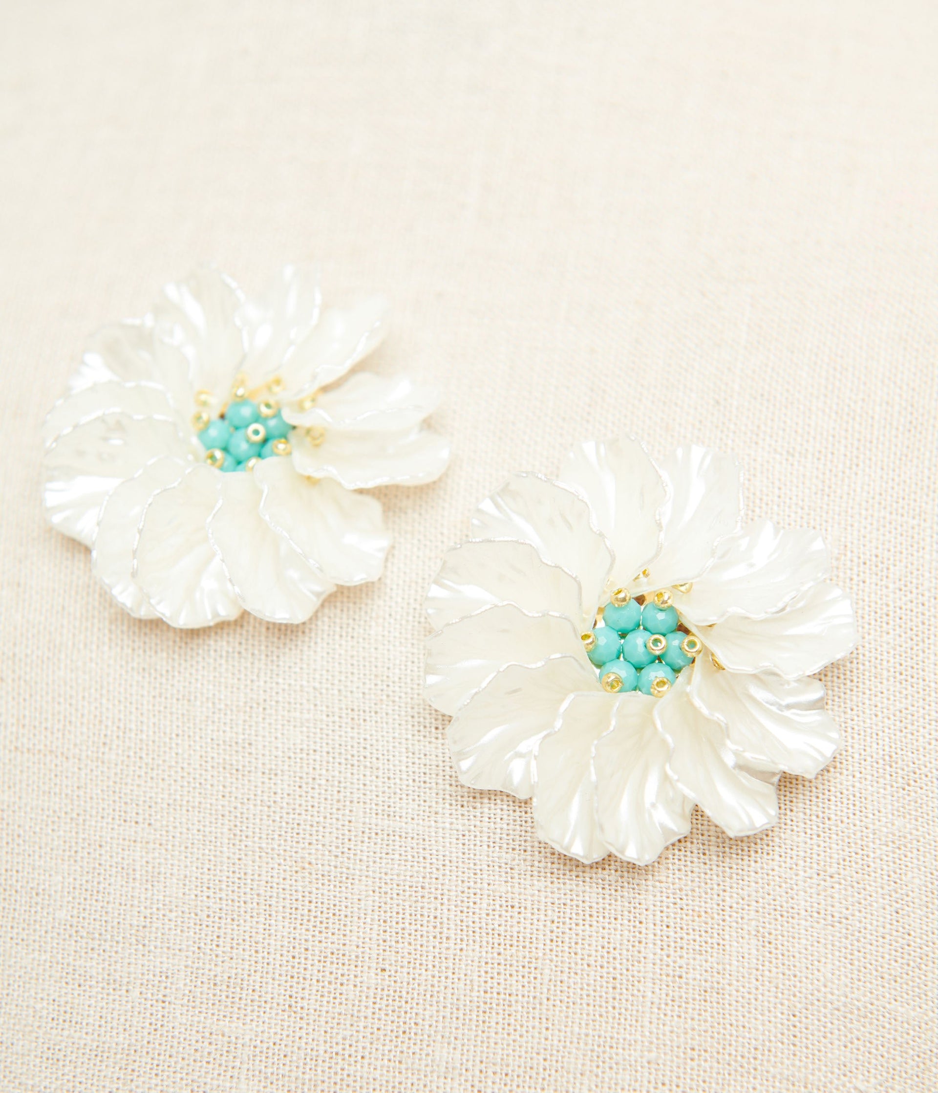 Turquoise Daisy Earrings - Unique Vintage - Womens, ACCESSORIES, JEWELRY