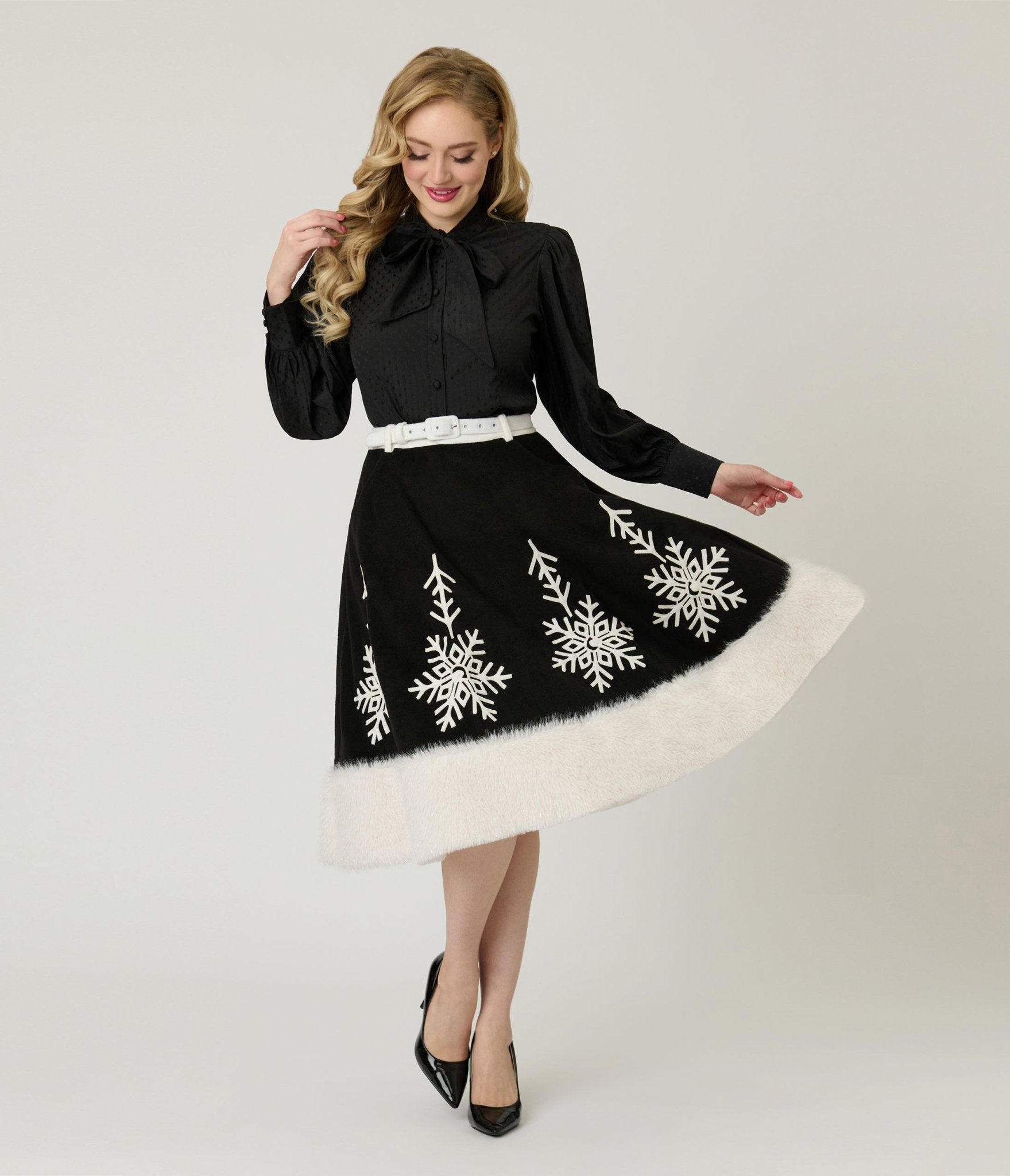 Unique Vintage Black Felt White Fur Snowflake Soda Shop Swing Skirt