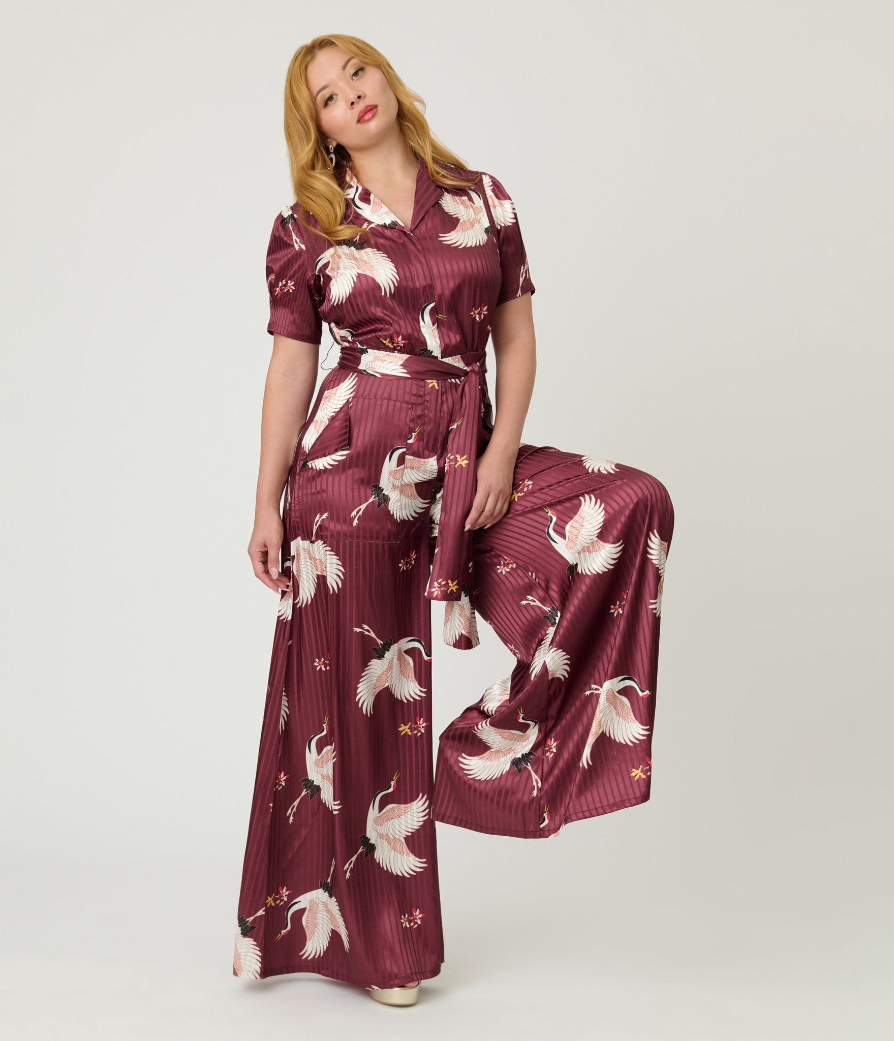 スキー vintage old mont-bell jumpsuits bt Unique Vintage Burgundy & White Cranes Flare Jumpsuit