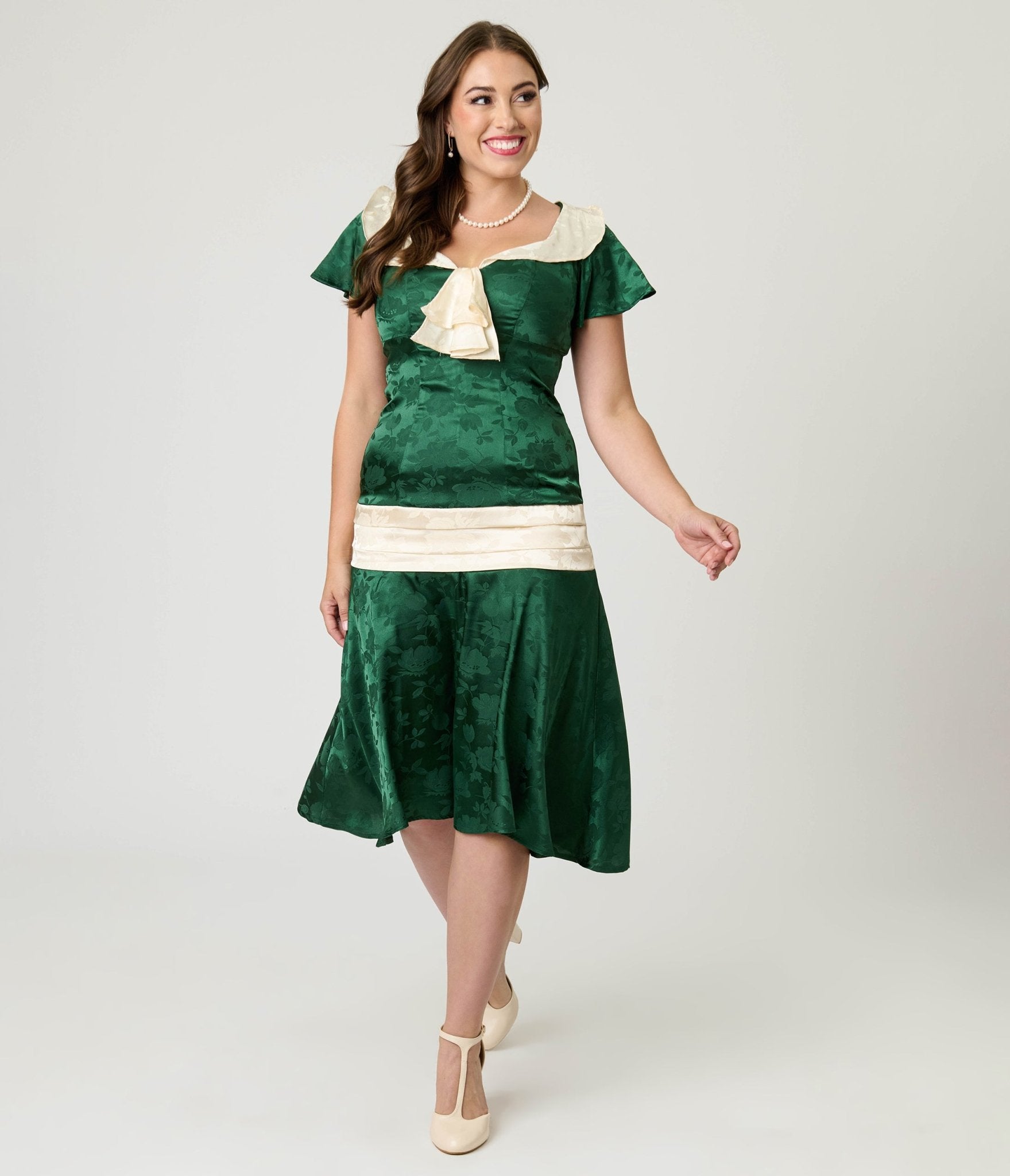 Unique Vintage Green Floral Jacquard Wilshire Flapper Dress