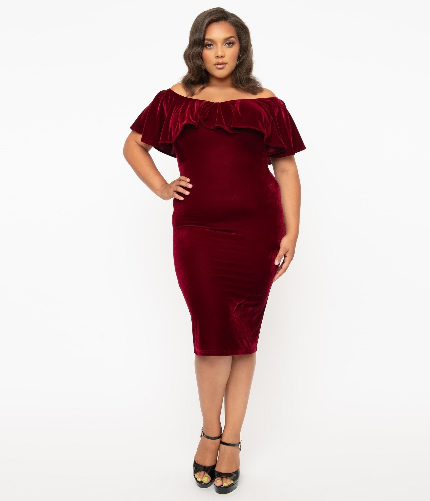 Unique Vintage Plus Size 1950s Burgundy Red Velvet Sophia Wiggle Dress Unique Vintage Plus Size 1950s Burgundy Red Velvet Sophia Wiggle Dress