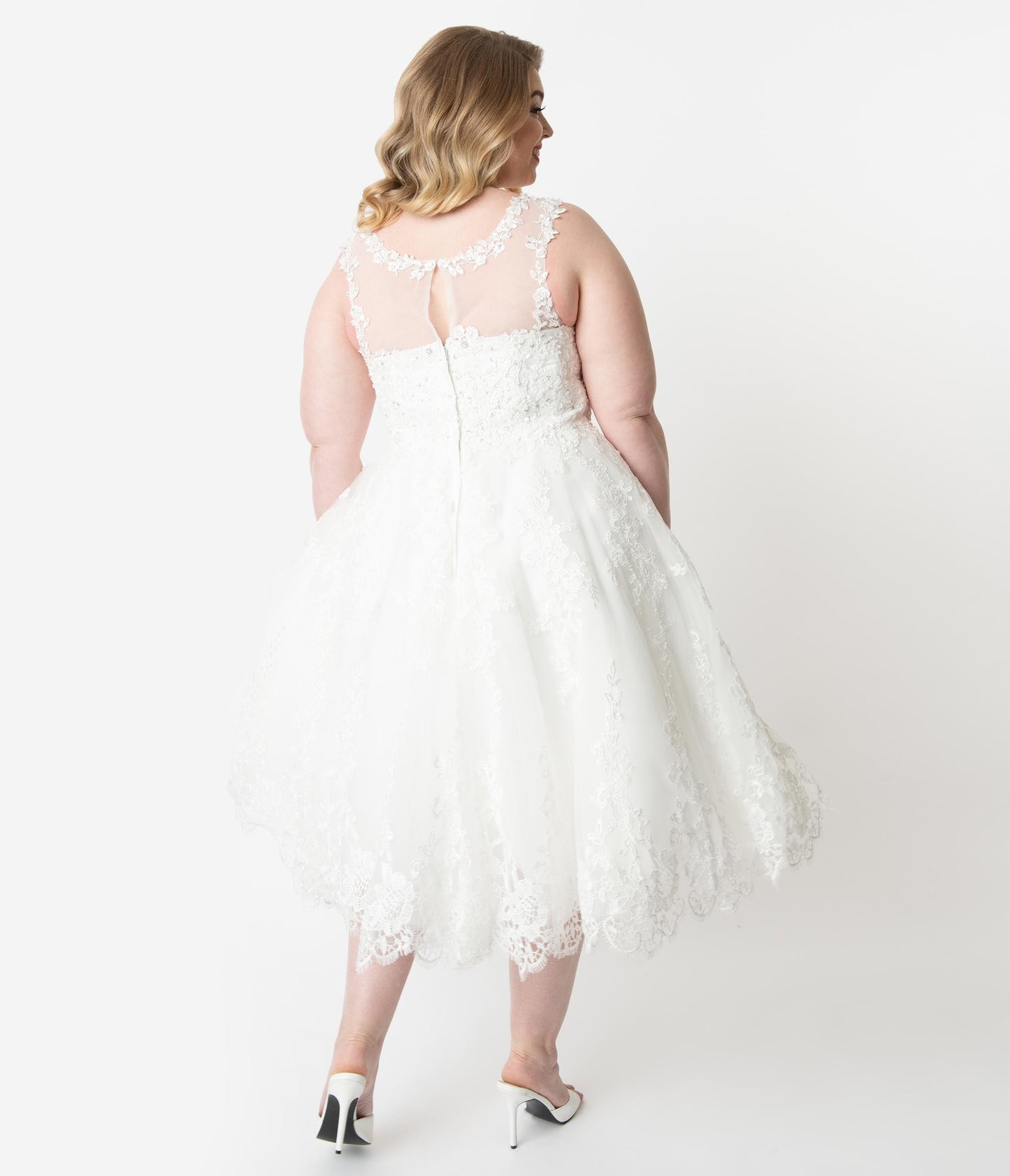 Unique Vintage Plus Size Ivory Lace & Tulle Riviera Bridal Dress - Unique Vintage - Womens, DRESSES, BRIDAL