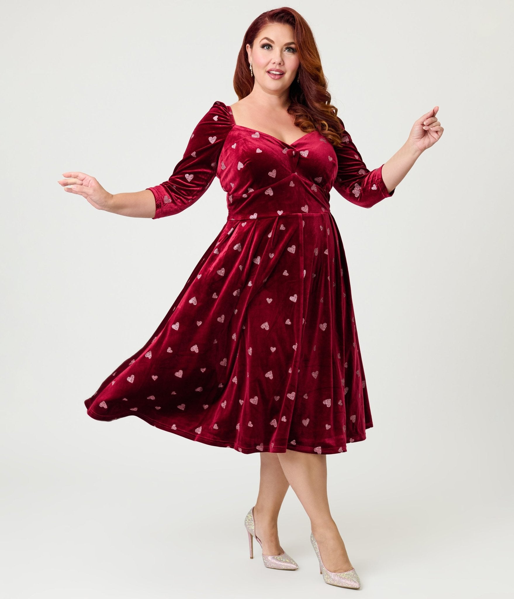 Unique Vintage Plus Size Red & Pink Glitter Heart Velvet Lamar Swing Dress 2X/20W-22W Unique Vintage Plus Size Red & Pink Glitter Heart Velvet Lamar Swing Dress 2X/20W-22W