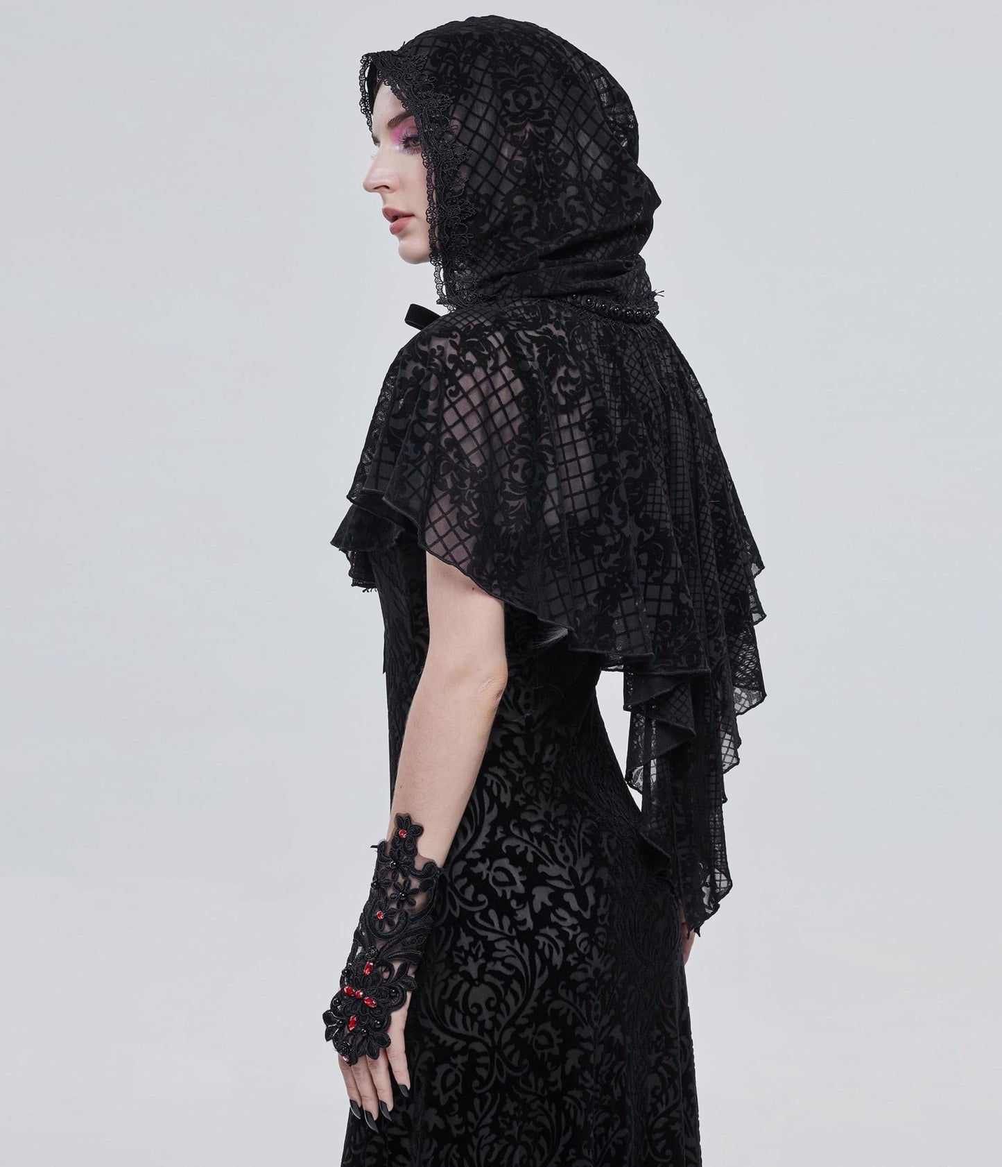 Black Lace Renaissance Cape - Unique Vintage - Womens, FLAPPER, COSTUMES