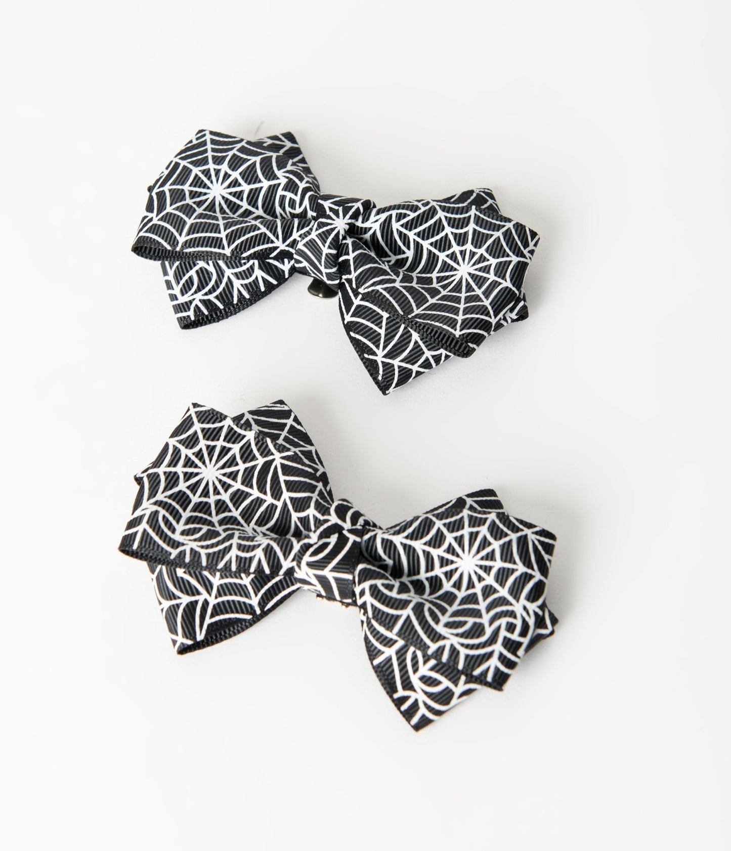 Black Spider Web Bow Shoe Clips - Unique Vintage - Womens, HALLOWEEN, ACCESSORIES
