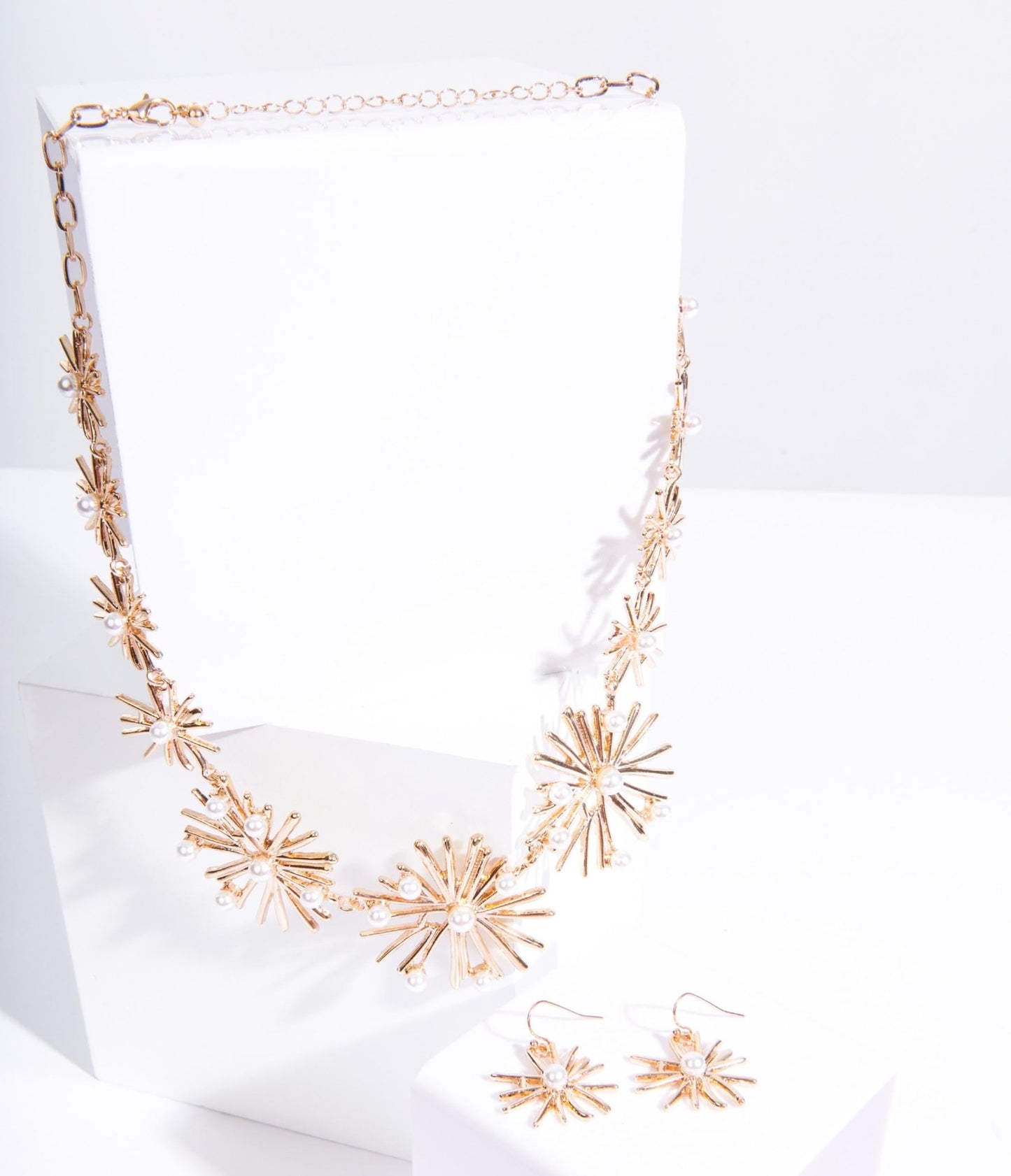 Golden Starburst & Pearl Necklace & Earring Set - Unique Vintage - Womens, ACCESSORIES, JEWELRY