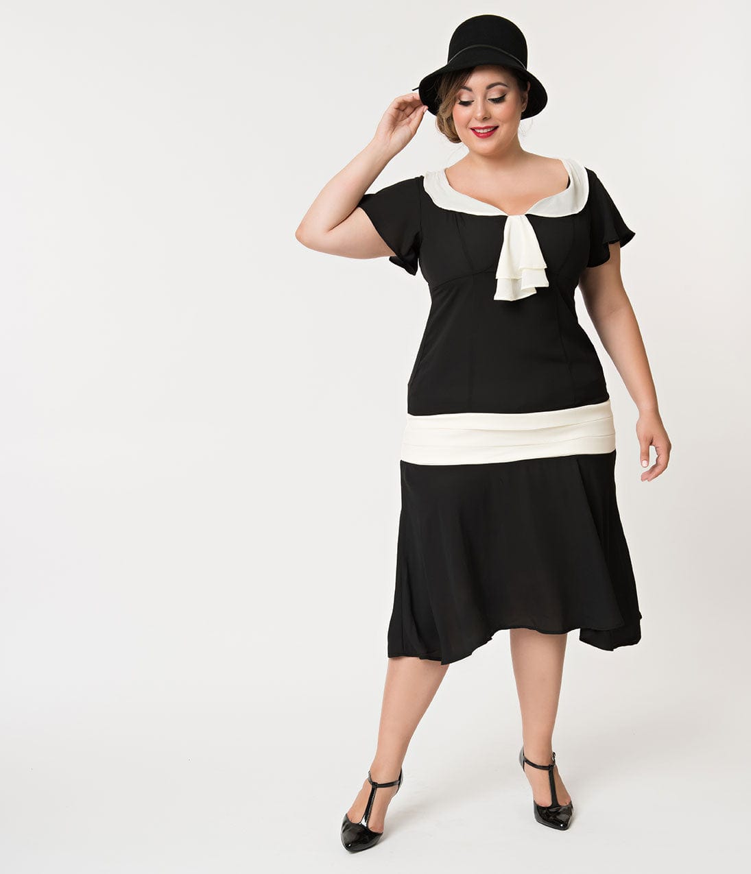 Unique Vintage Plus Size 1920s Black & Cream Wilshire Flapper Day Dress - Unique Vintage - Womens, FLAPPER, SLEEVED NON BEADED