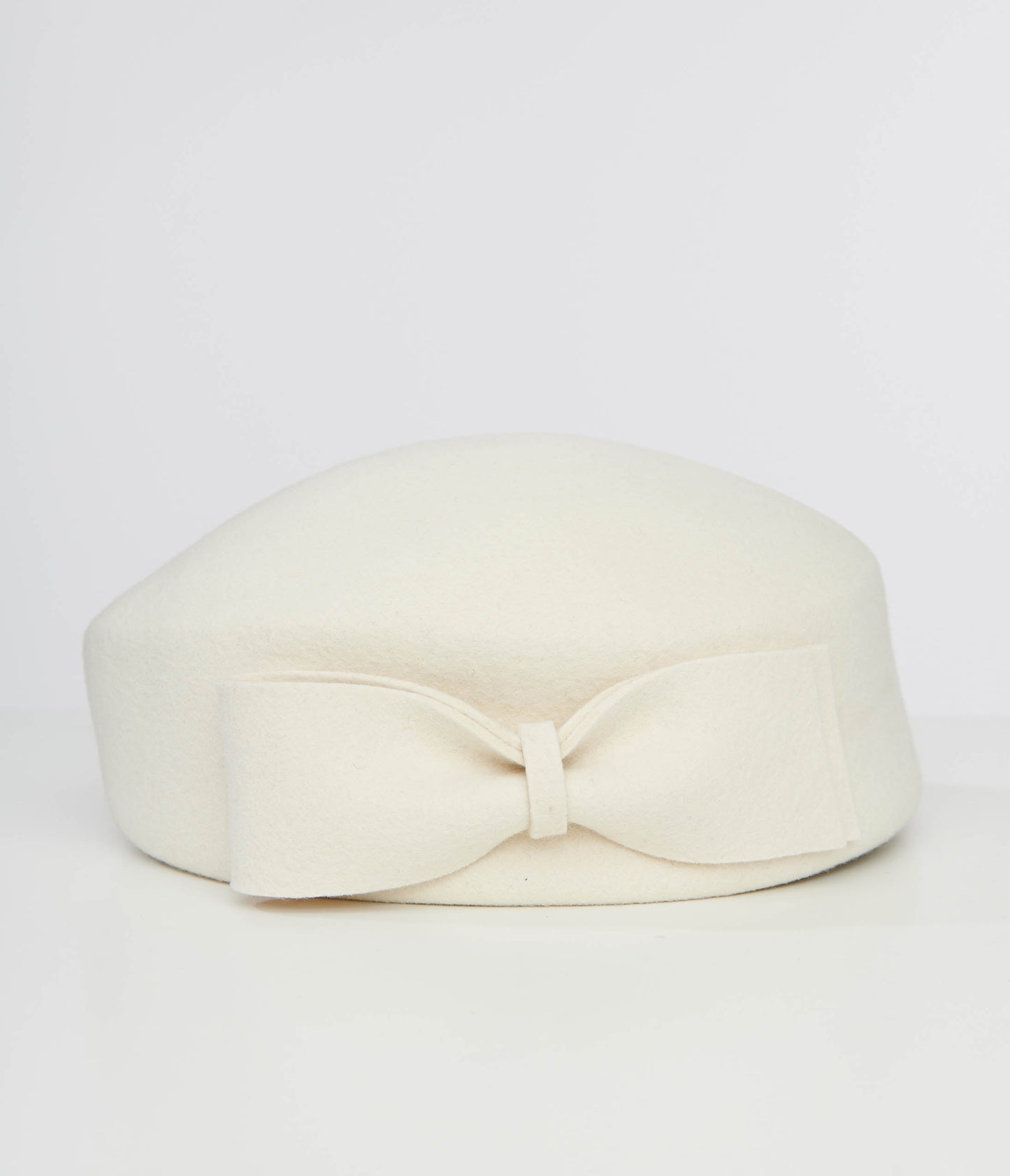 1940s Cream Bow Beret - Unique Vintage - Womens, ACCESSORIES, HATS
