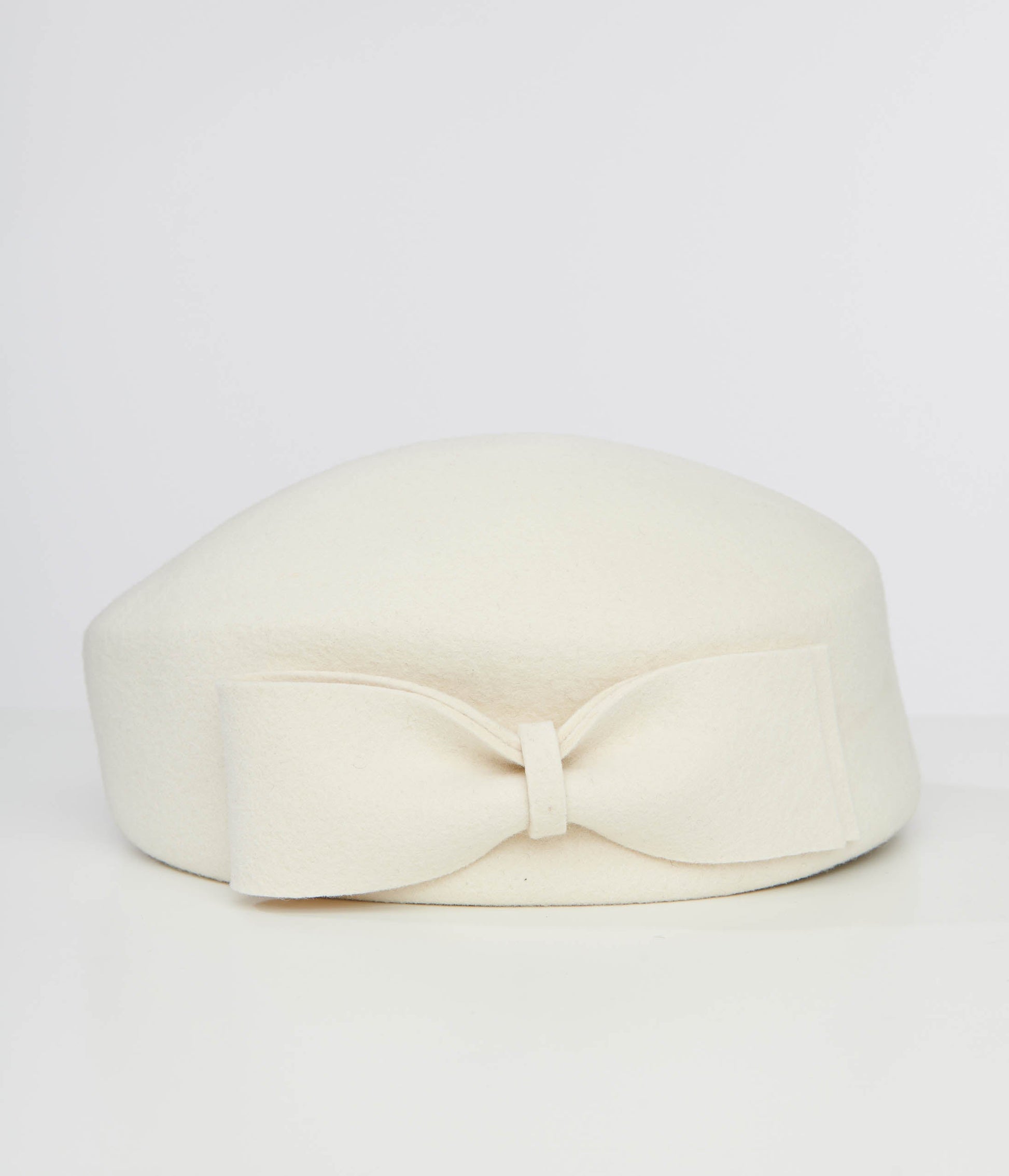 1940s Cream Bow Beret - Unique Vintage - Womens, ACCESSORIES, HATS