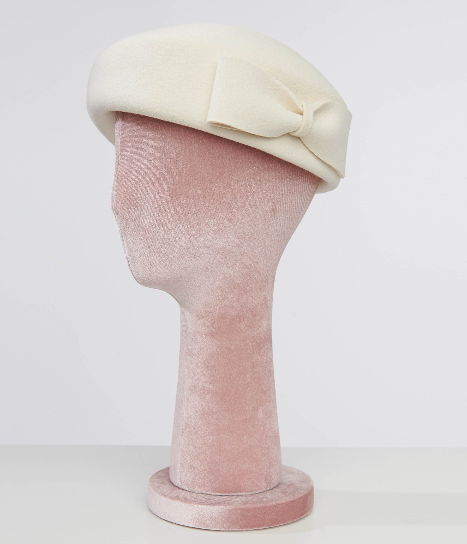 1940s Cream Bow Beret - Unique Vintage - Womens, ACCESSORIES, HATS