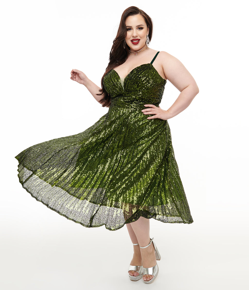 Unique Vintage Plus Size 1950s Emerald Pleated Sequin Swing Dress Unique Vintage Plus Size 1950s Emerald Pleated Sequin Swing Dress