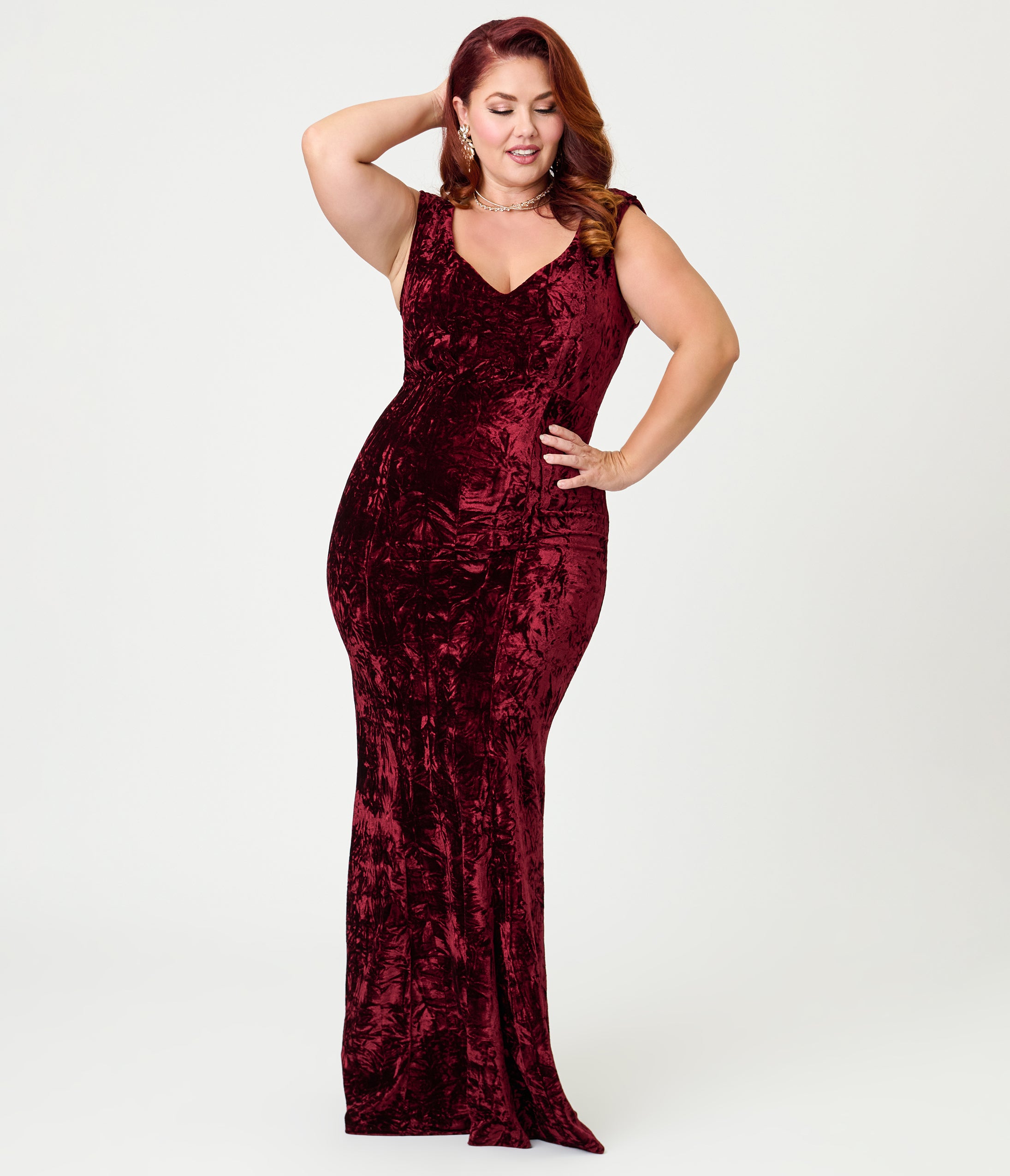 Unique Vintage Plus Size Burgundy Textured Velvet Goldwyn Gown