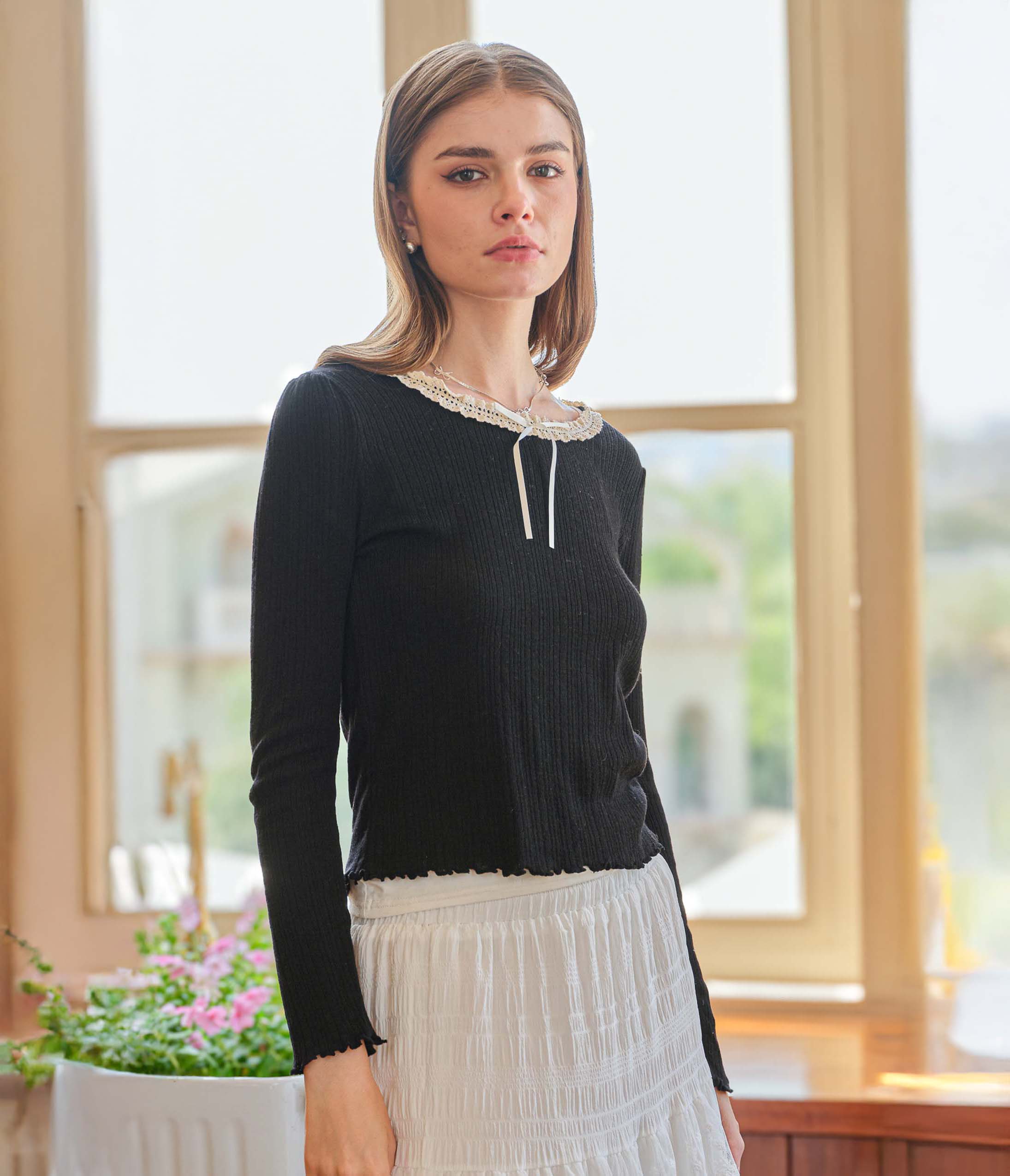 Black Lace Ribbon Knit Top