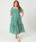 Barbie™ x Unique Vintage Plus Size Green Ditzy Daisy Smocked Midi Dress