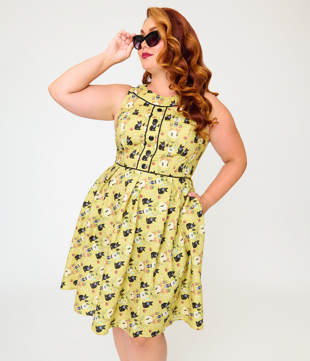 Retrolicious Plus Size Mystical Cats Elizabeth Dress