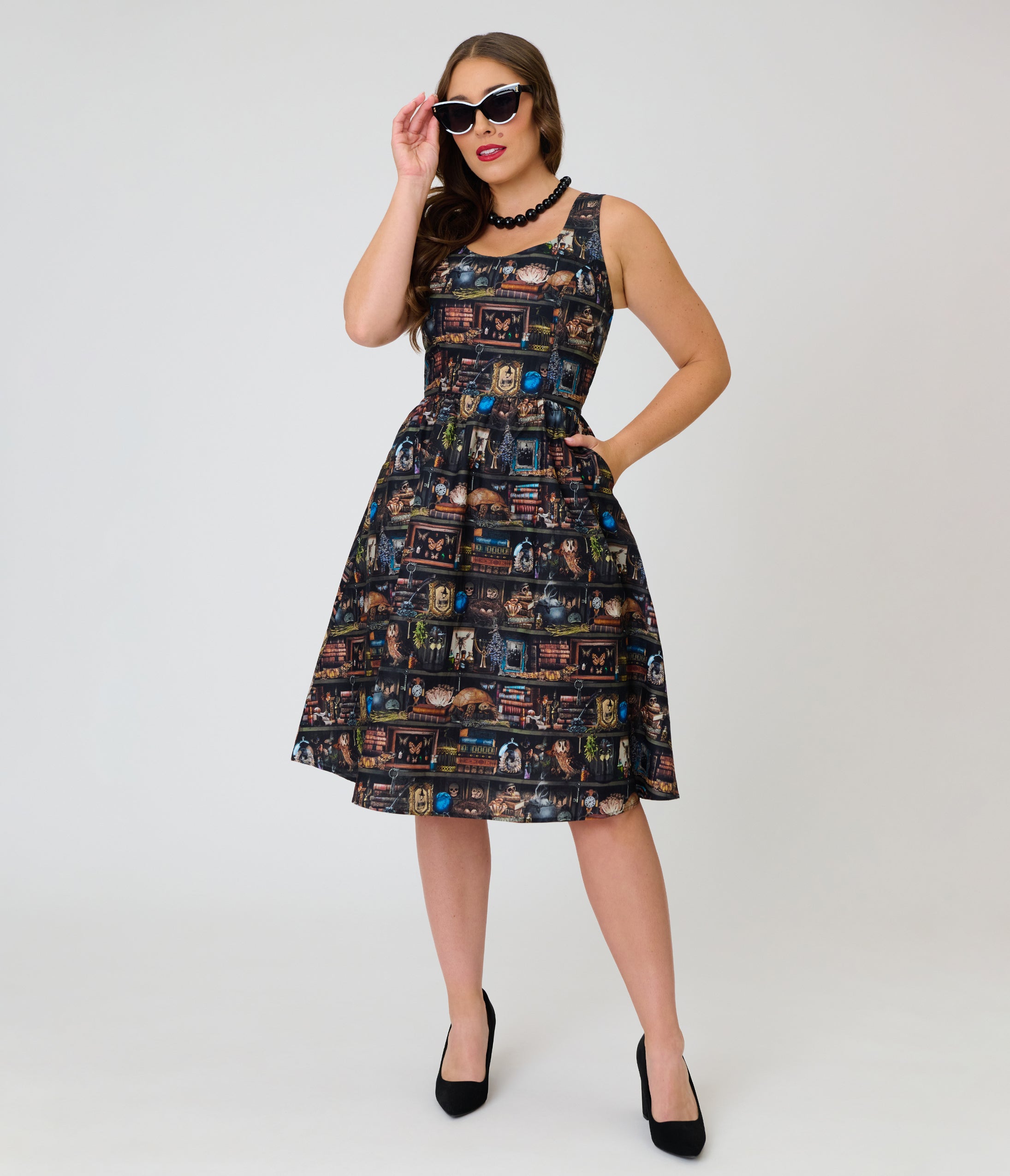 Retrolicious Black Spellbinding Curio Midi Dress