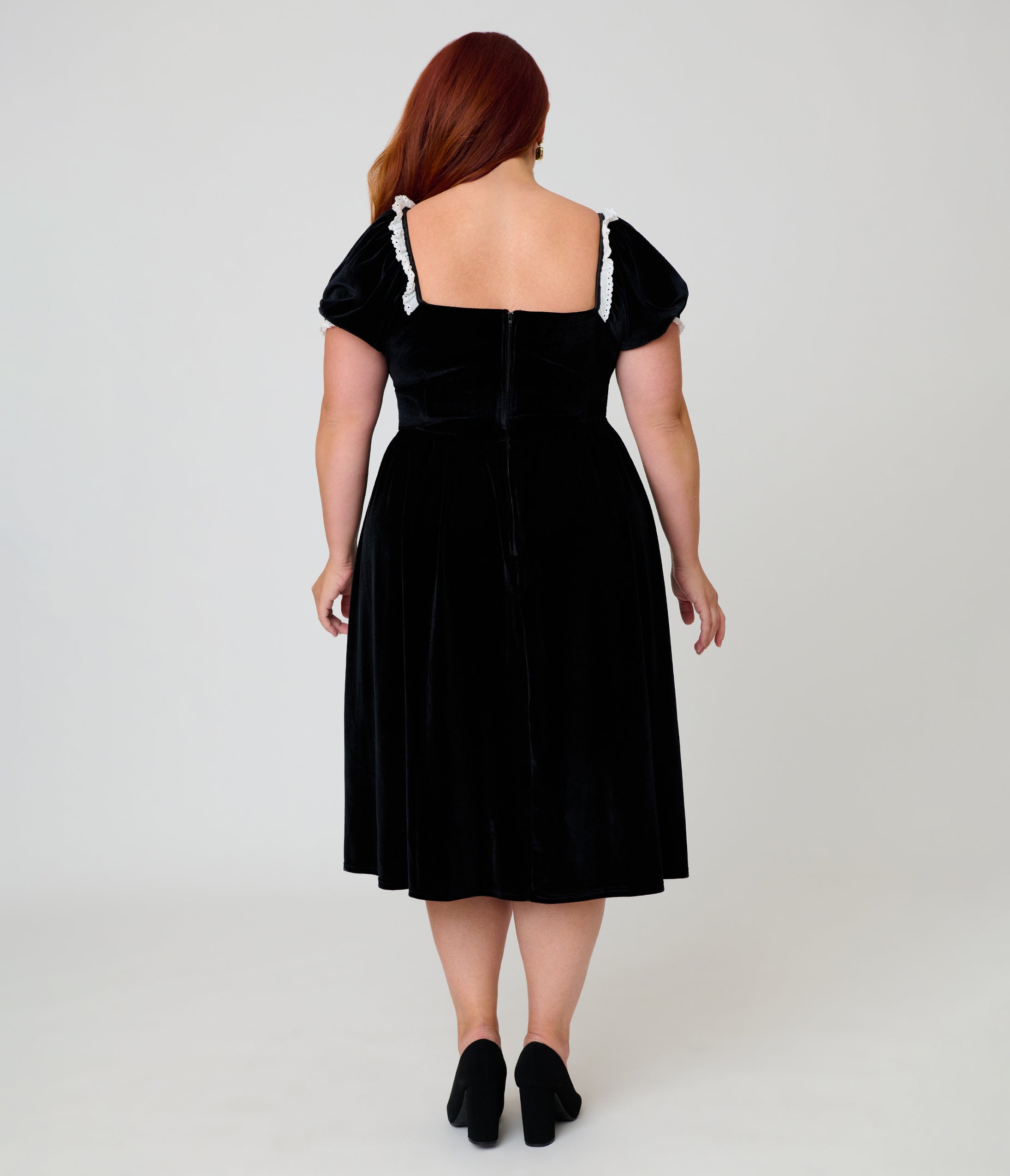 Unique Vintage Plus Size Black Velvet Sweetheart Puff Sleeve Swing Dress