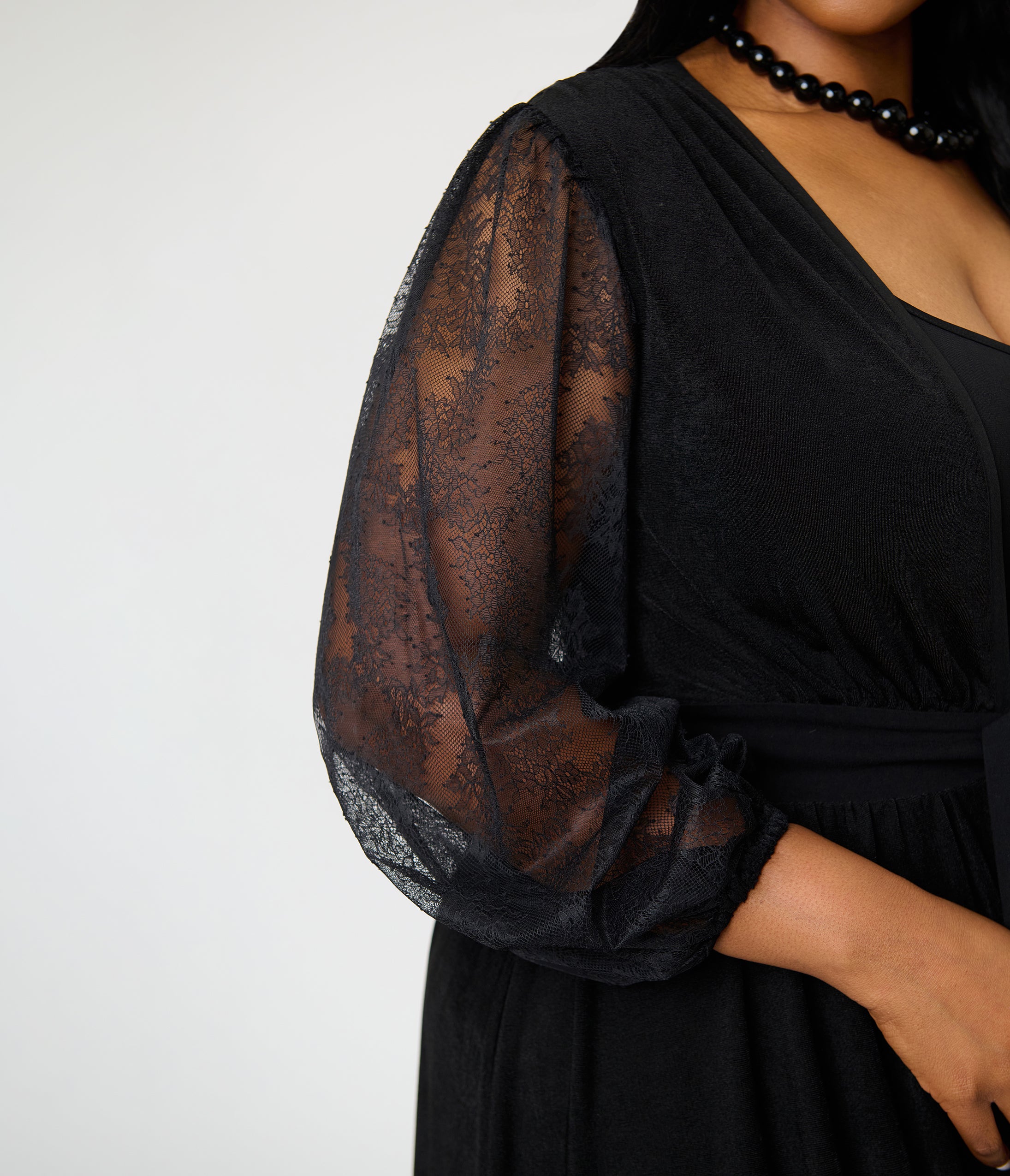 Unique Vintage Plus Size Black Lace Hollywood Duster