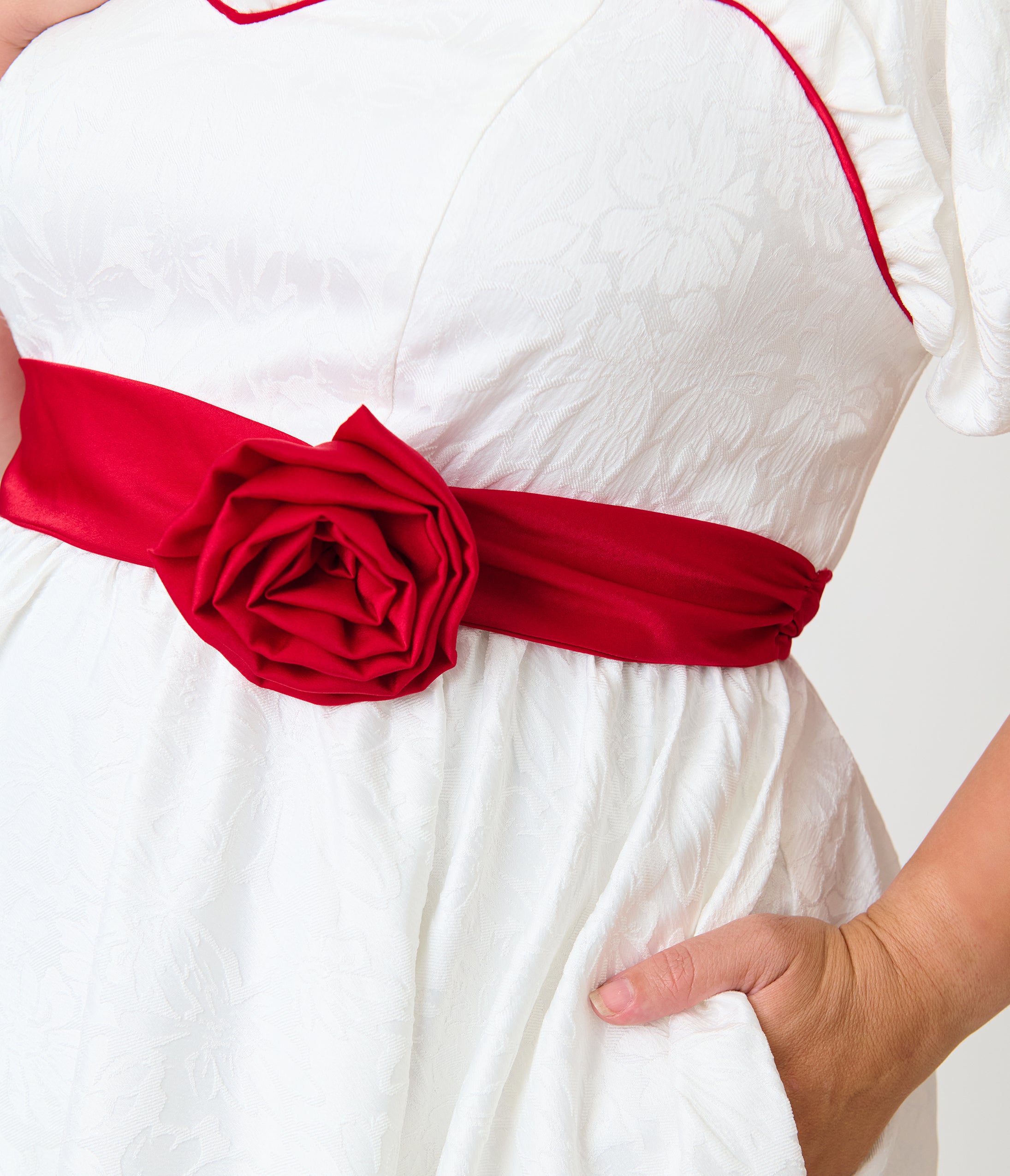 Annabelle x Unique Vintage Plus Size White Annabelle Ruffle Swing Dress