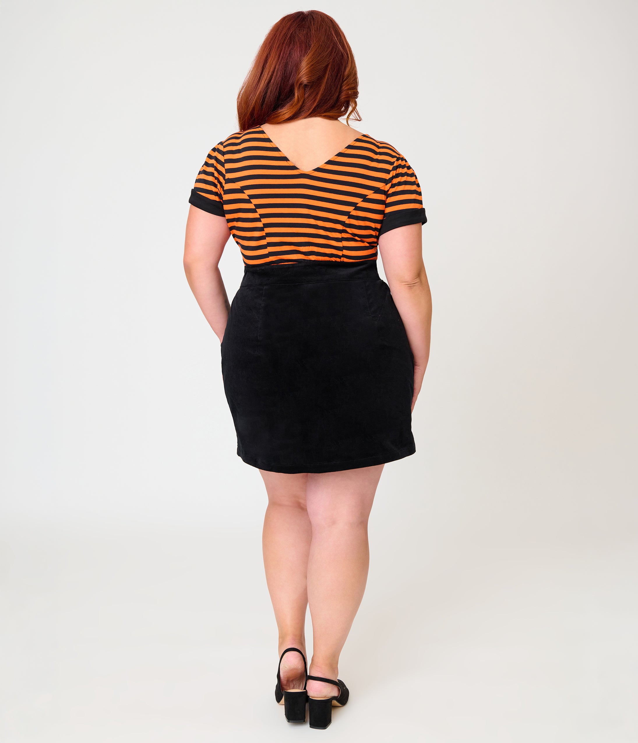 Smak Parlour Plus Size Black Cat & Pumpkin Pocket Mini Skirt