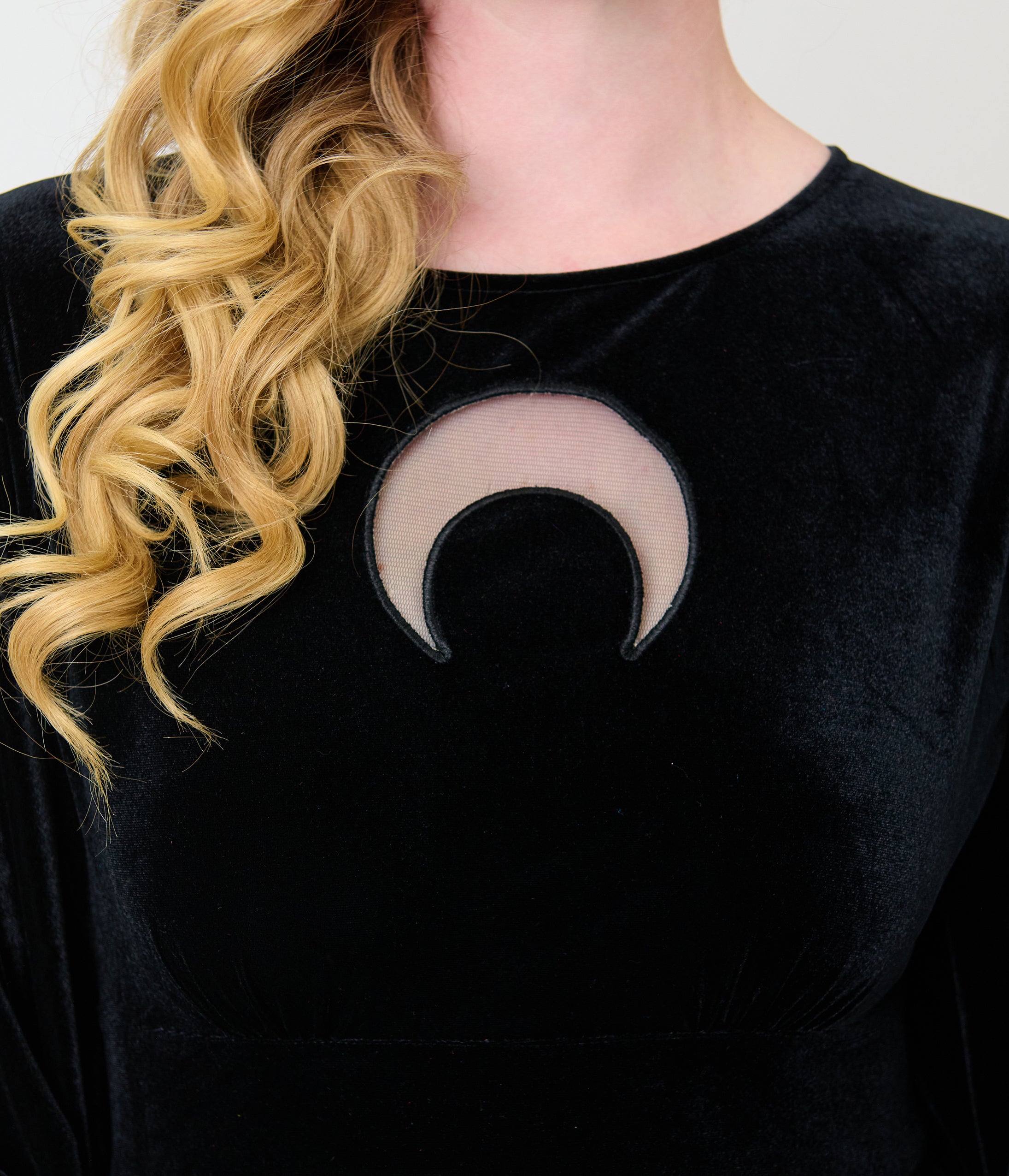 Unique Vintage Black Velvet Moon Cutout Fringe Sleeve Dionne Caftan