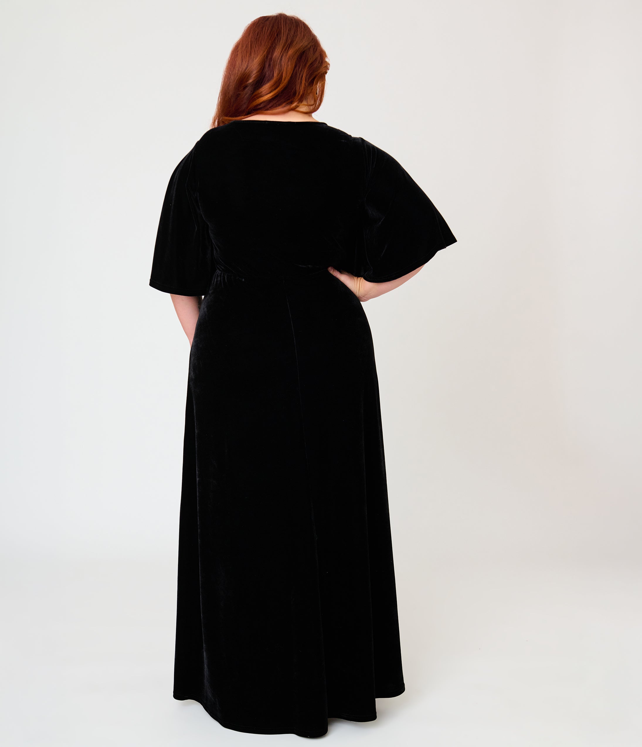 Smak Parlour Plus Size Black Velvet & Gold Snake Embroidered Nicole Maxi Dress