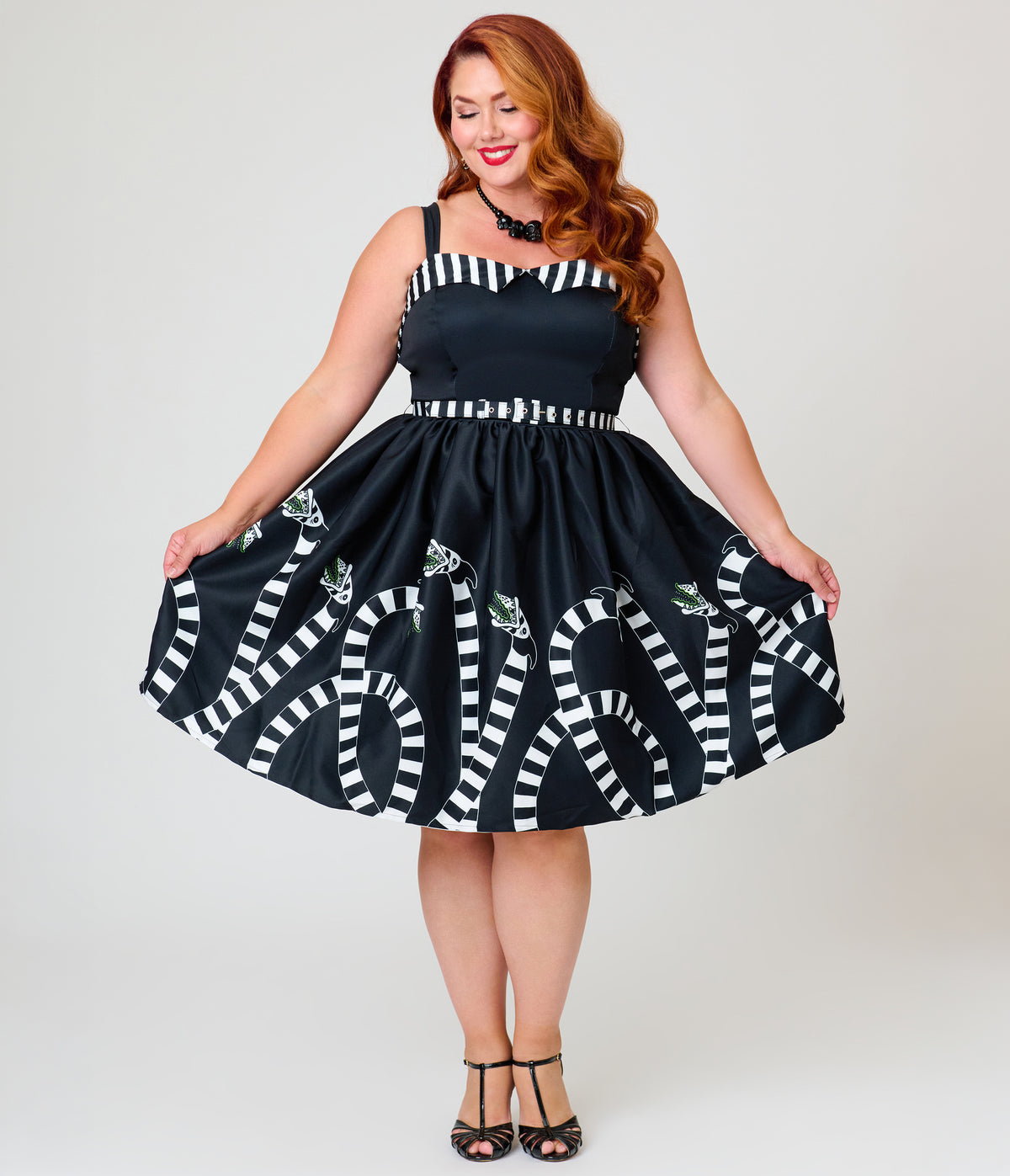 Beetlejuice x Unique Vintage Plus Size Black Sandworm Border Rachel Swing Dress