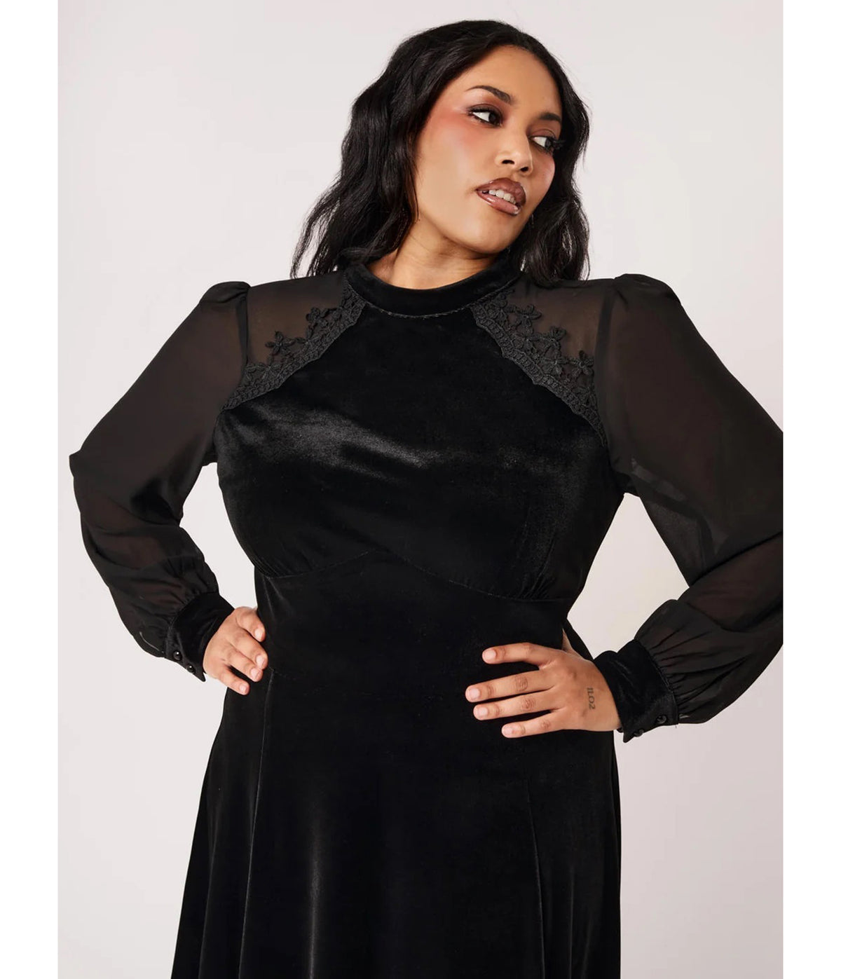 Hell Bunny Black Velvet Siara Maxi Dress