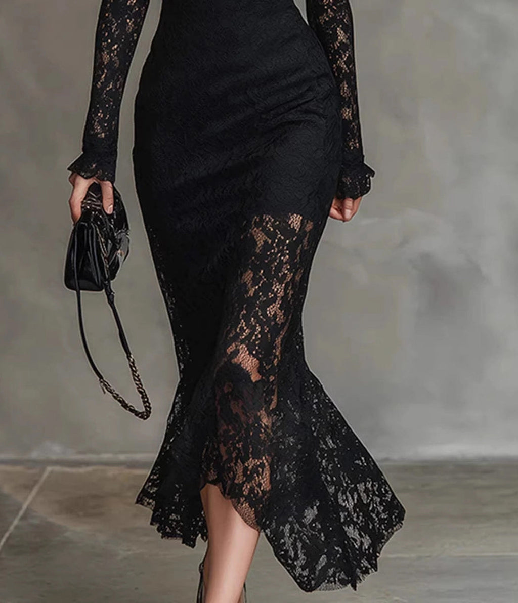 Black Lace Fishtail Maxi Dress