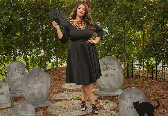 Spooky Vibes: Spiders + Spiderwebs