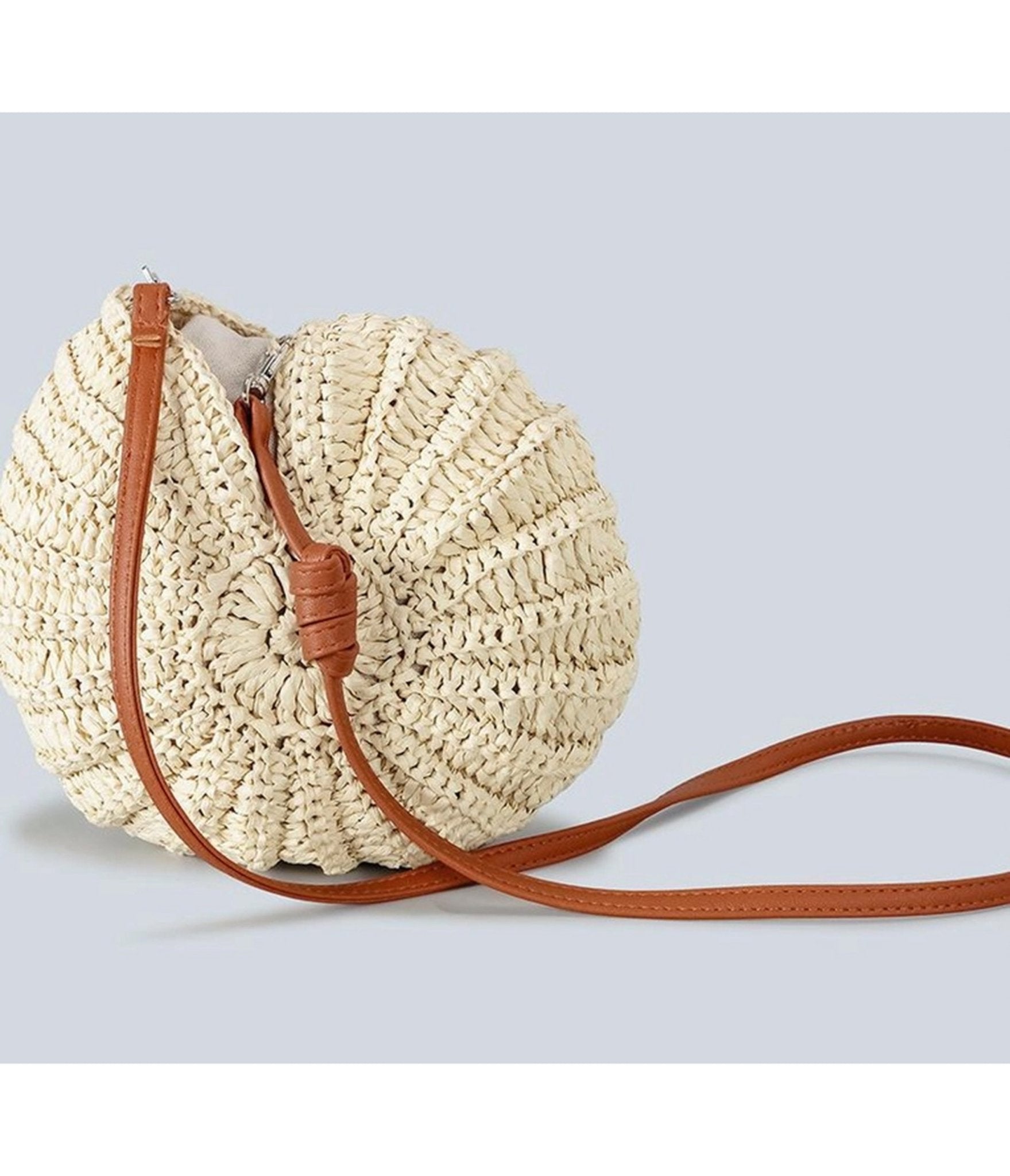 Beige Conch Shell Straw Clutch - Unique Vintage - Womens, ACCESSORIES, HANDBAGS