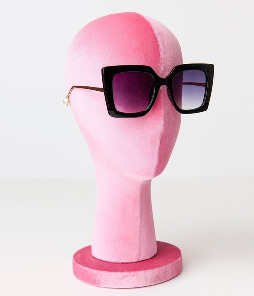 Black & Gold Oversized Retro Sunglasses – Unique Vintage display picture 3