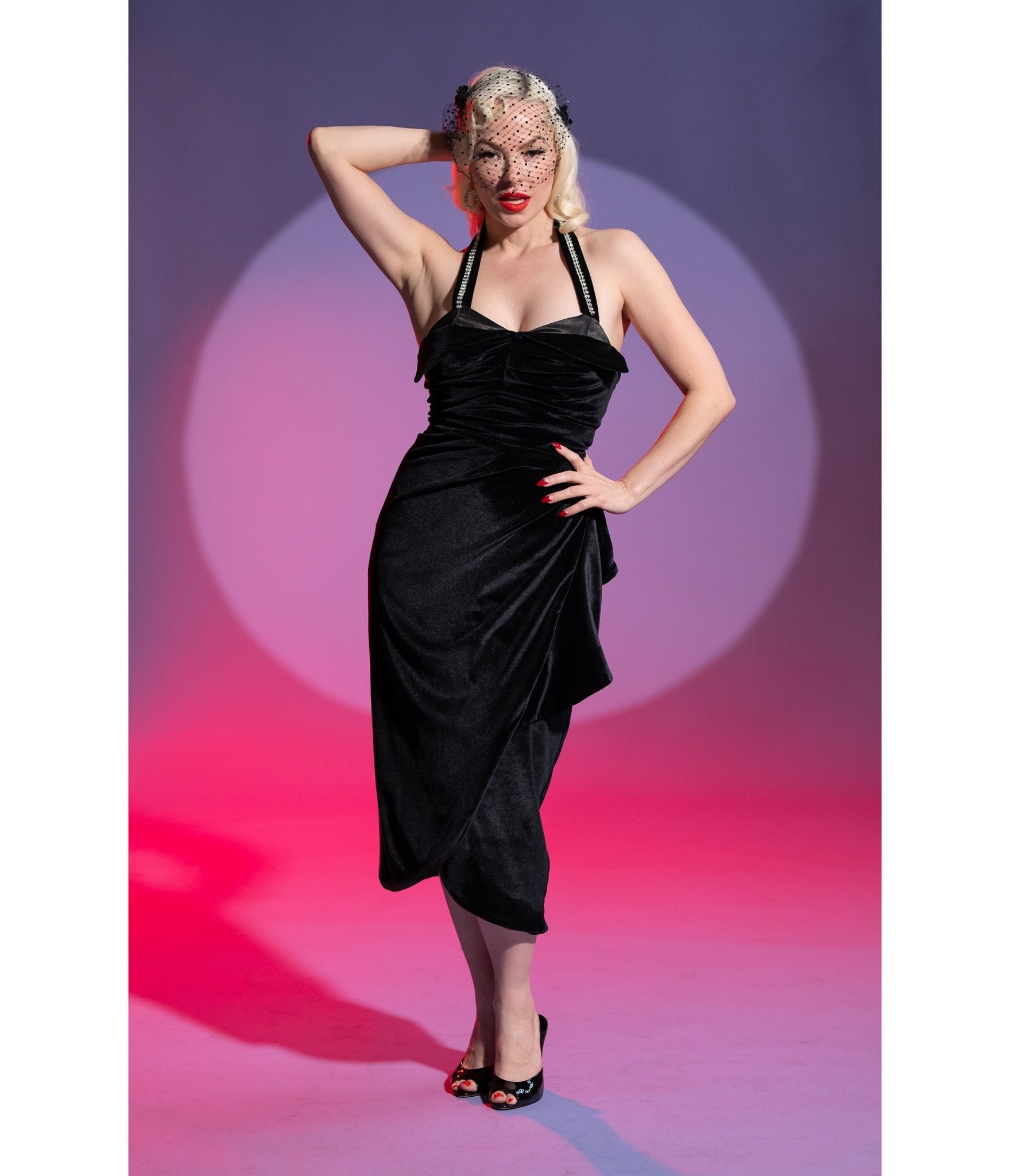 green emerald velvet dress Black Velvet Cover Girl Pencil Dress – Unique Vintage