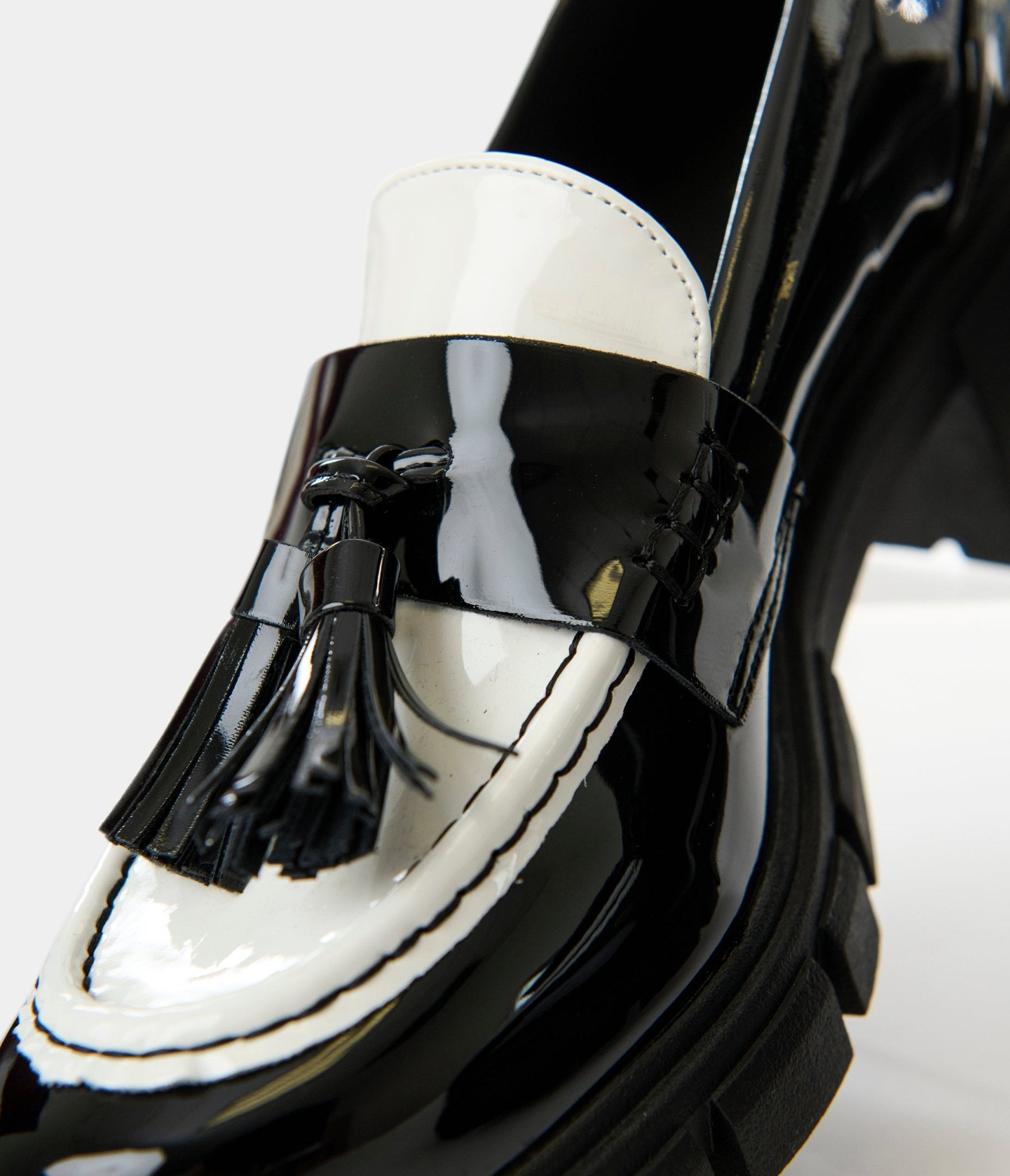 Black & White Patent Leatherette Oxford Shoes - Unique Vintage - Womens, SHOES, OXFORDS