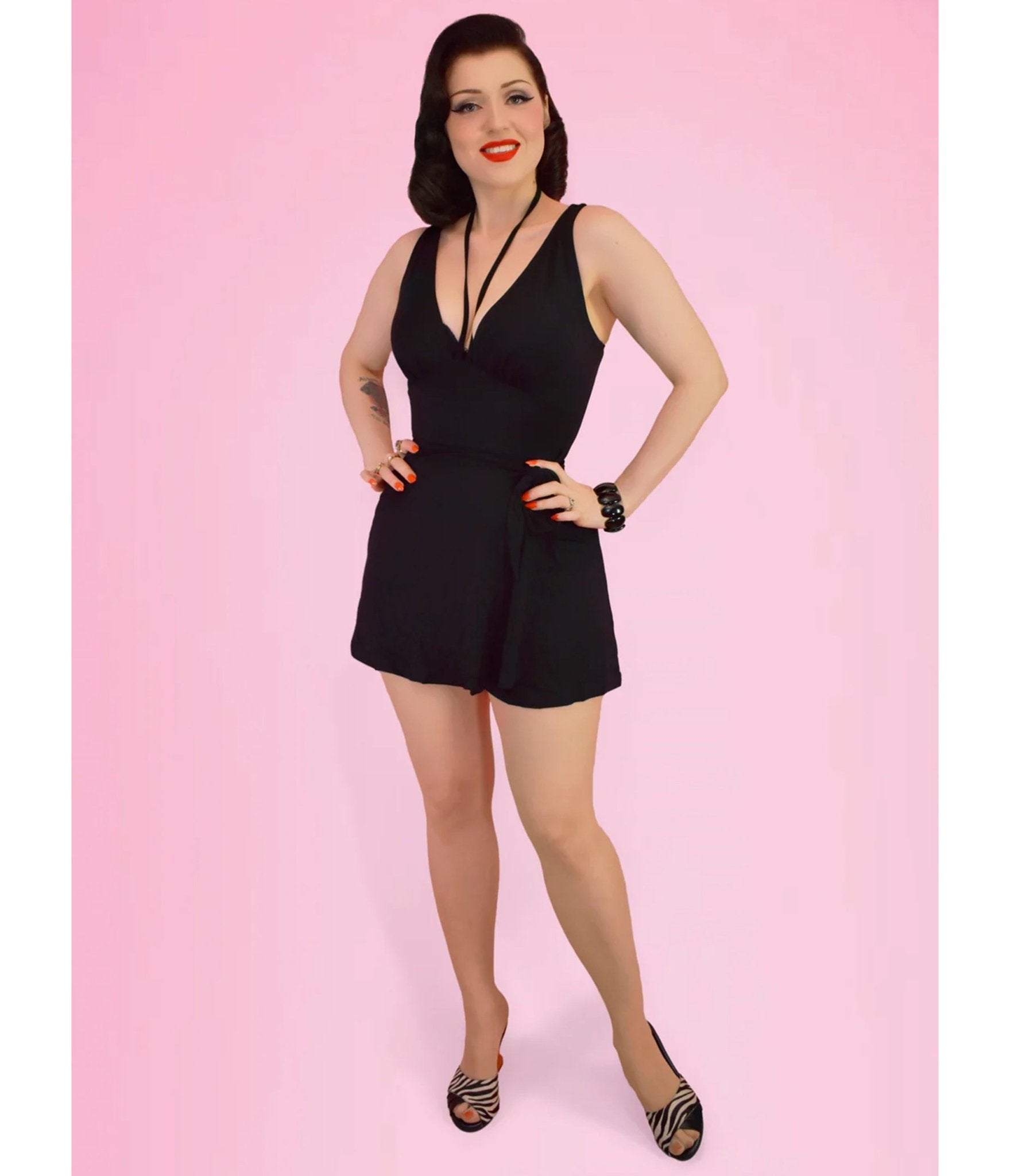 Elle Rebel Black Barbados Romper Unique Vintage Elle Rebel Black Barbados Romper Unique Vintage