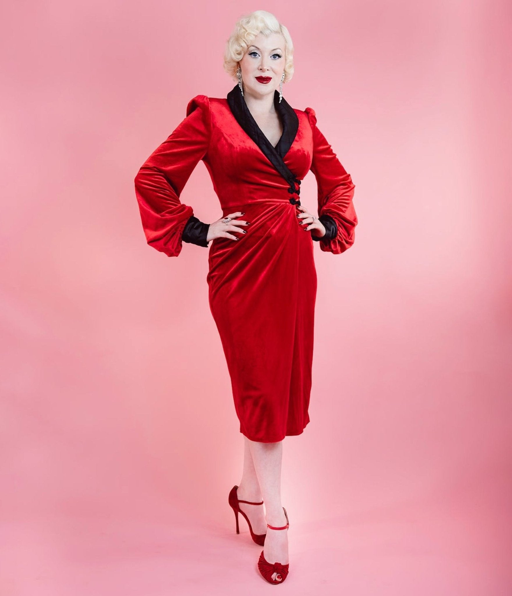 Elle Rebel Red Sinatra Smoking Jacket Dress XLarge Elle Rebel Red Sinatra Smoking Jacket Dress XLarge