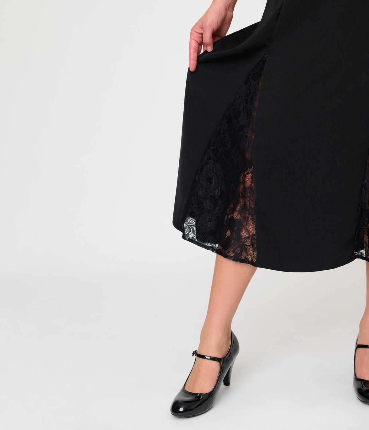 Elvira x Unique Vintage Black Flocked Hollywood Duster - Unique Vintage -