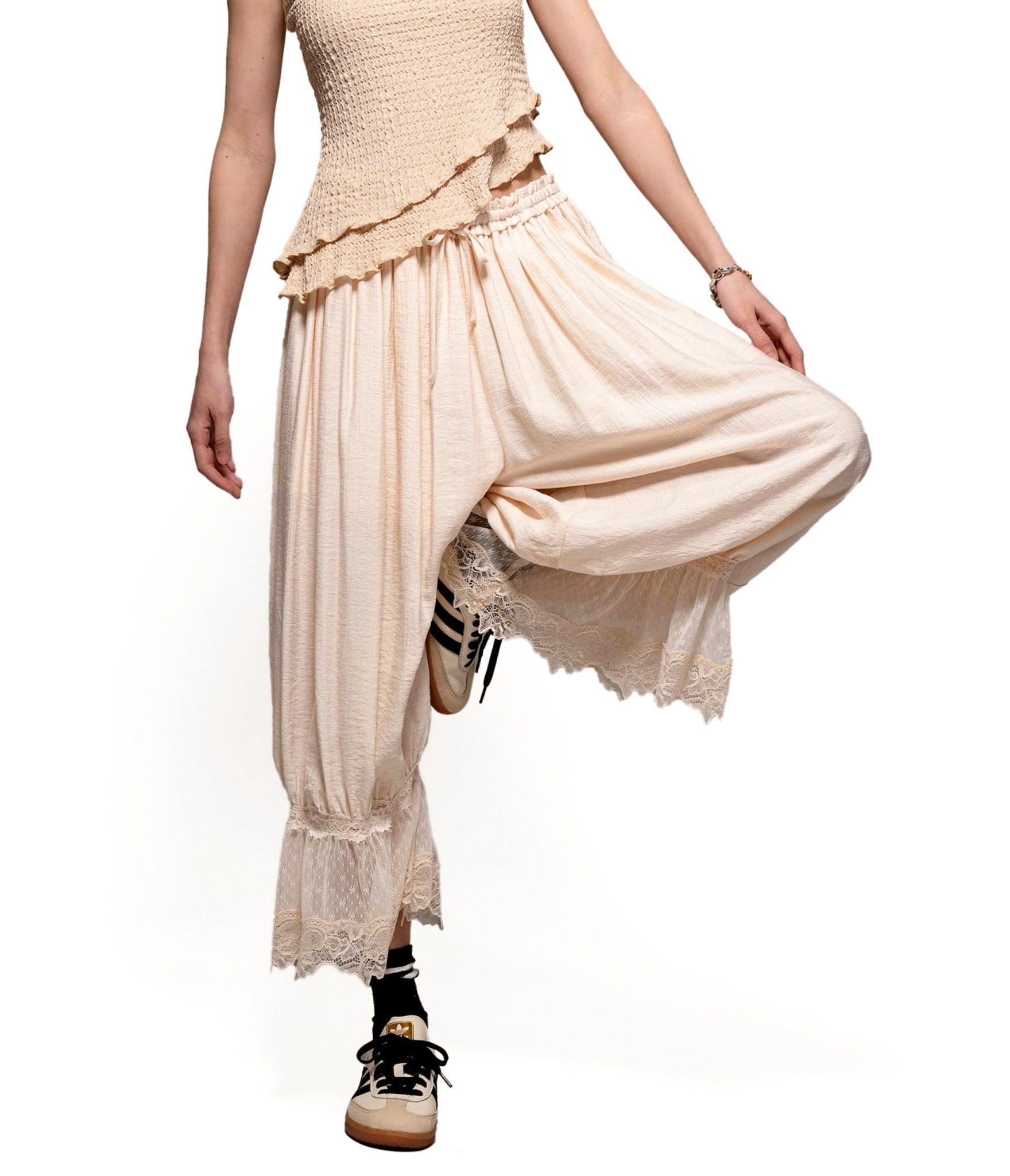 Ivory Angelic Lace Trimmed Bloomers - Unique Vintage - Womens, BOTTOMS, CAPRI