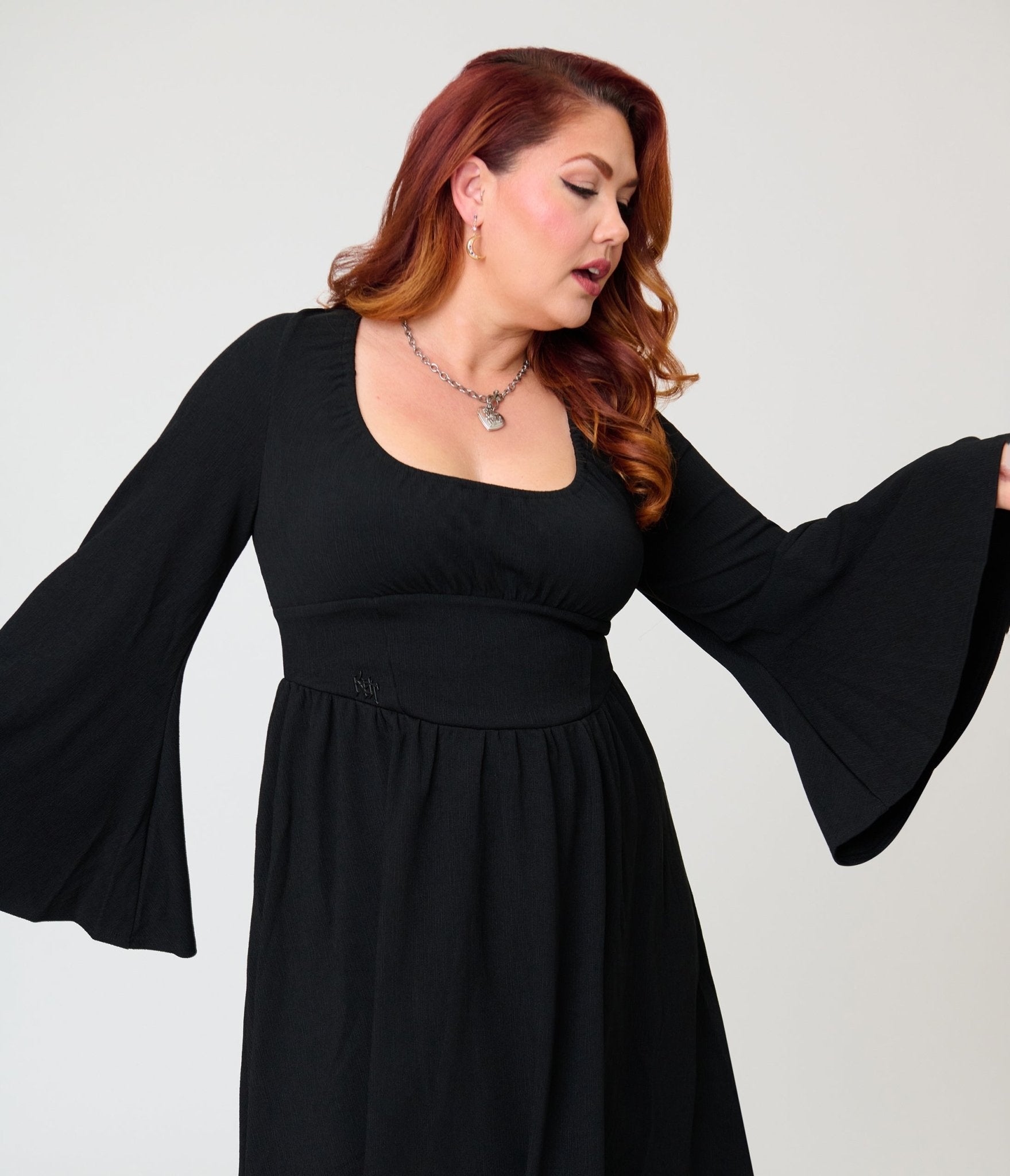 Kill Star Plus Size Black Eye Of Eris Hi-Low Dress – Unique Vintage