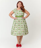 Magnolia Place Plus Size Strawberry Wallpaper Anna Swing Dress - Unique Vintage - Womens, DRESSES, SWING
