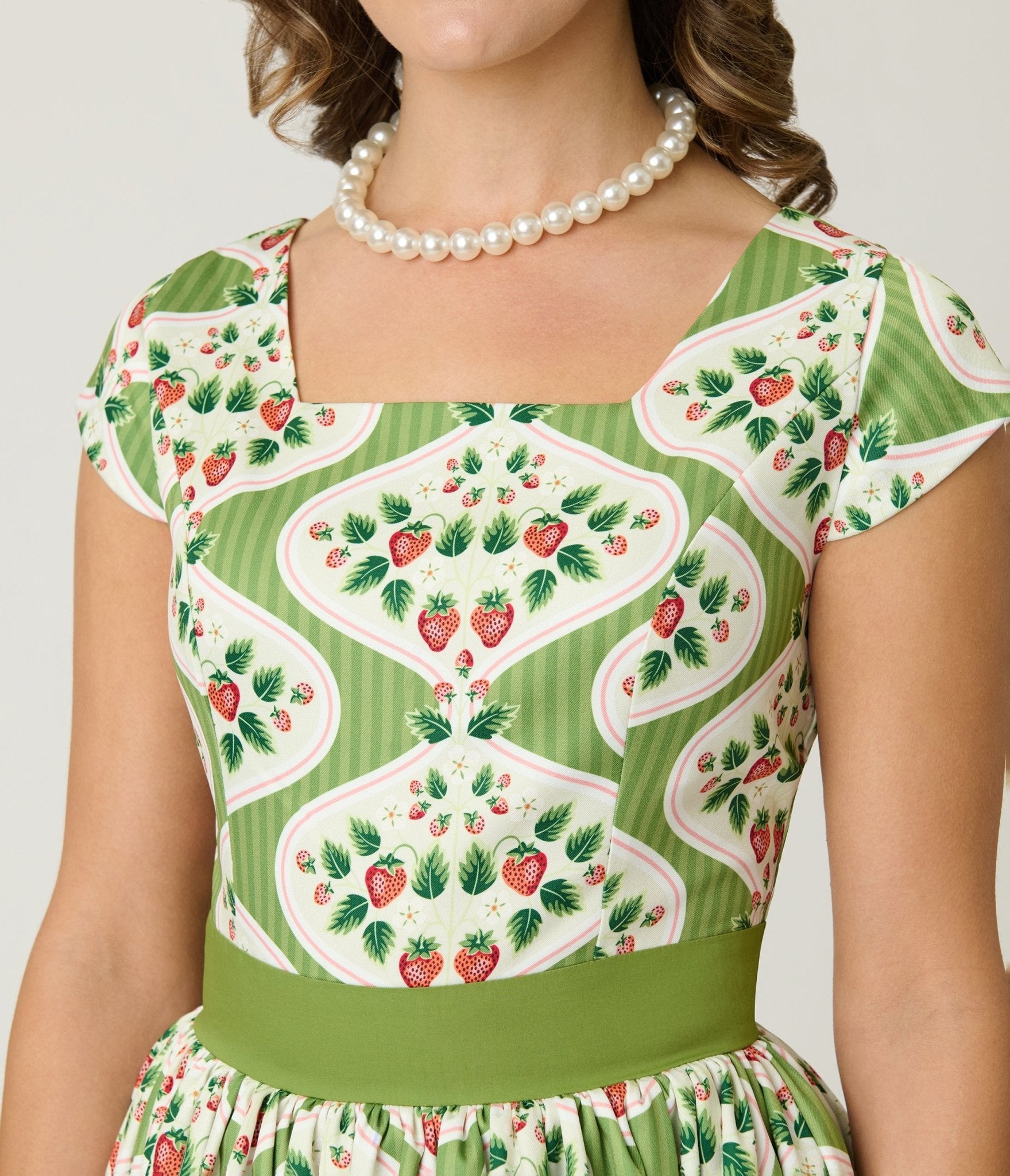 Magnolia Place Strawberry Wallpaper Anna Swing Dress - Unique Vintage - Womens, DRESSES, SWING