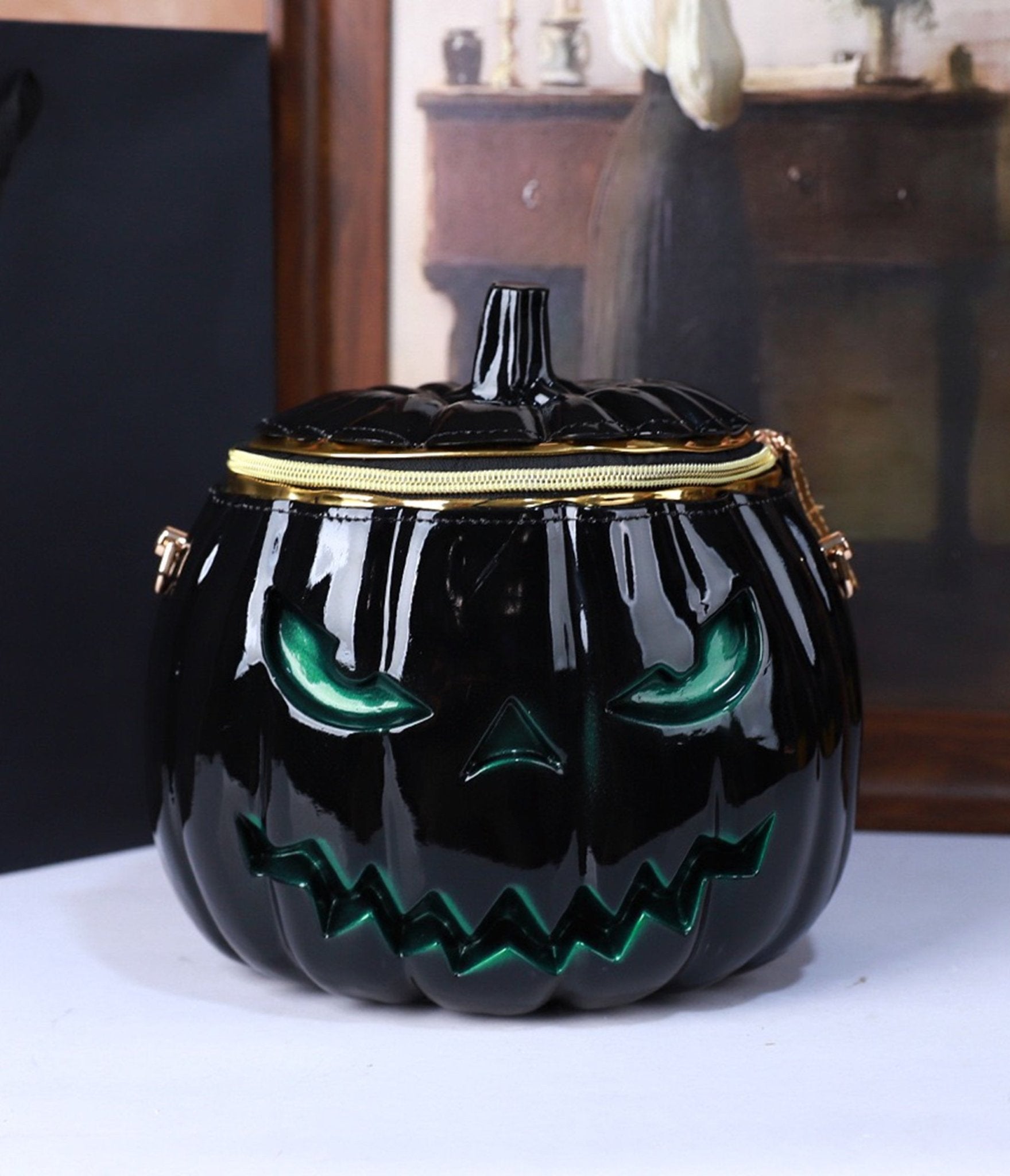 Preorder- Black Leatherette Jack-o-Lantern Handbag - Unique Vintage - Womens, ACCESSORIES, HANDBAGS