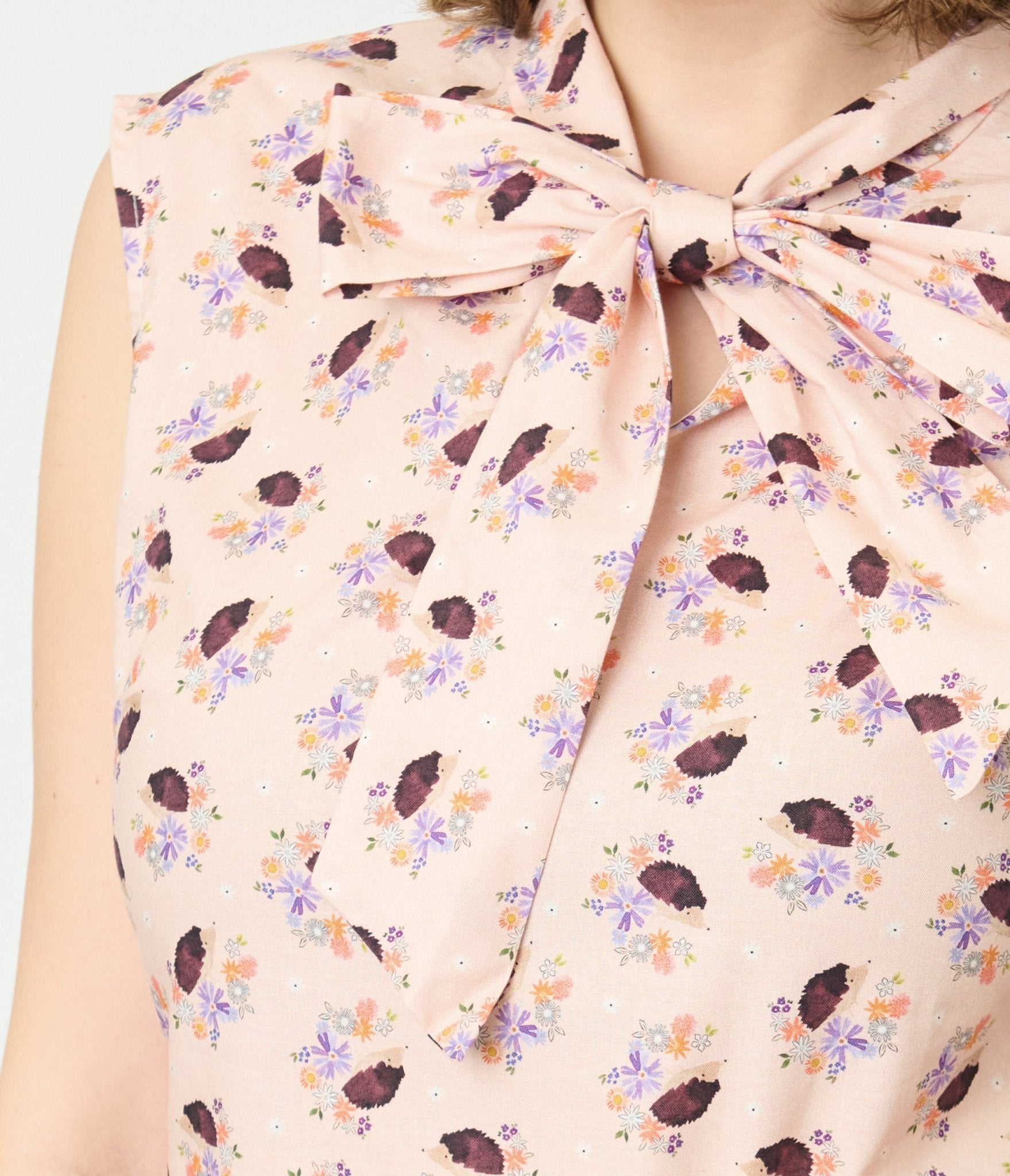 Retrolicious Peach Hedgehog Cotton Bow Blouse - Unique Vintage - Womens, TOPS, WOVEN TOPS