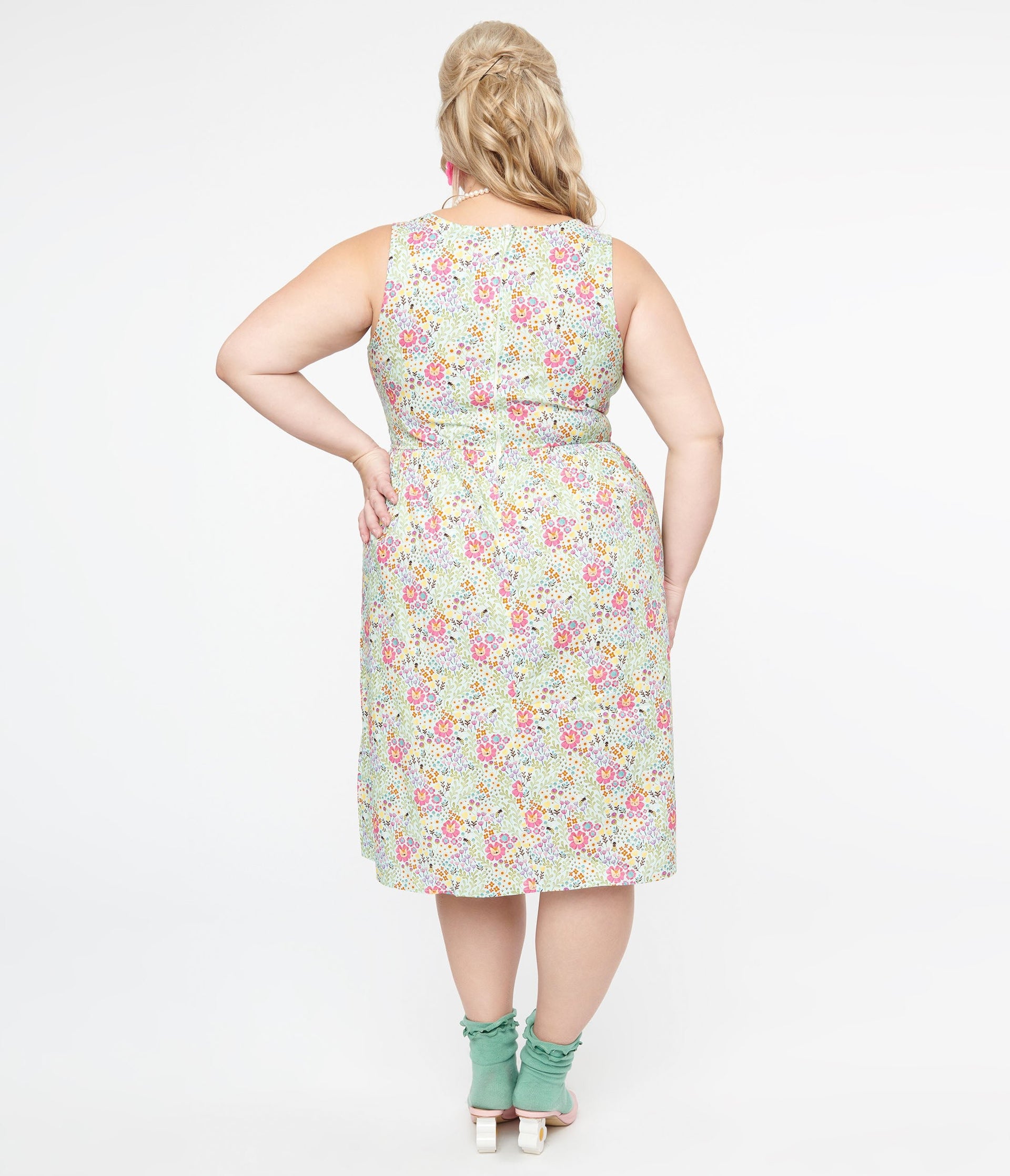 Retrolicious Plus Size 1950s Green Floral Cat Print Fit & Flare Dress - Unique Vintage - Womens, DRESSES, FIT AND FLARE