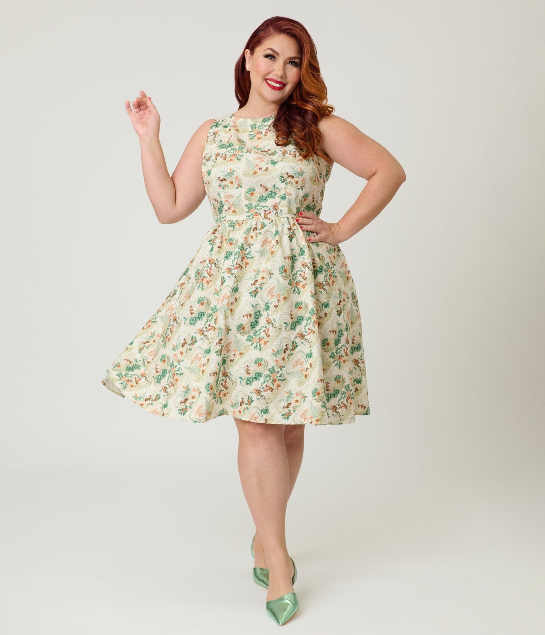 Retrolicious Plus Size Garden Mouse Print Cotton Flare Dress - Unique Vintage - Womens, DRESSES, SWING