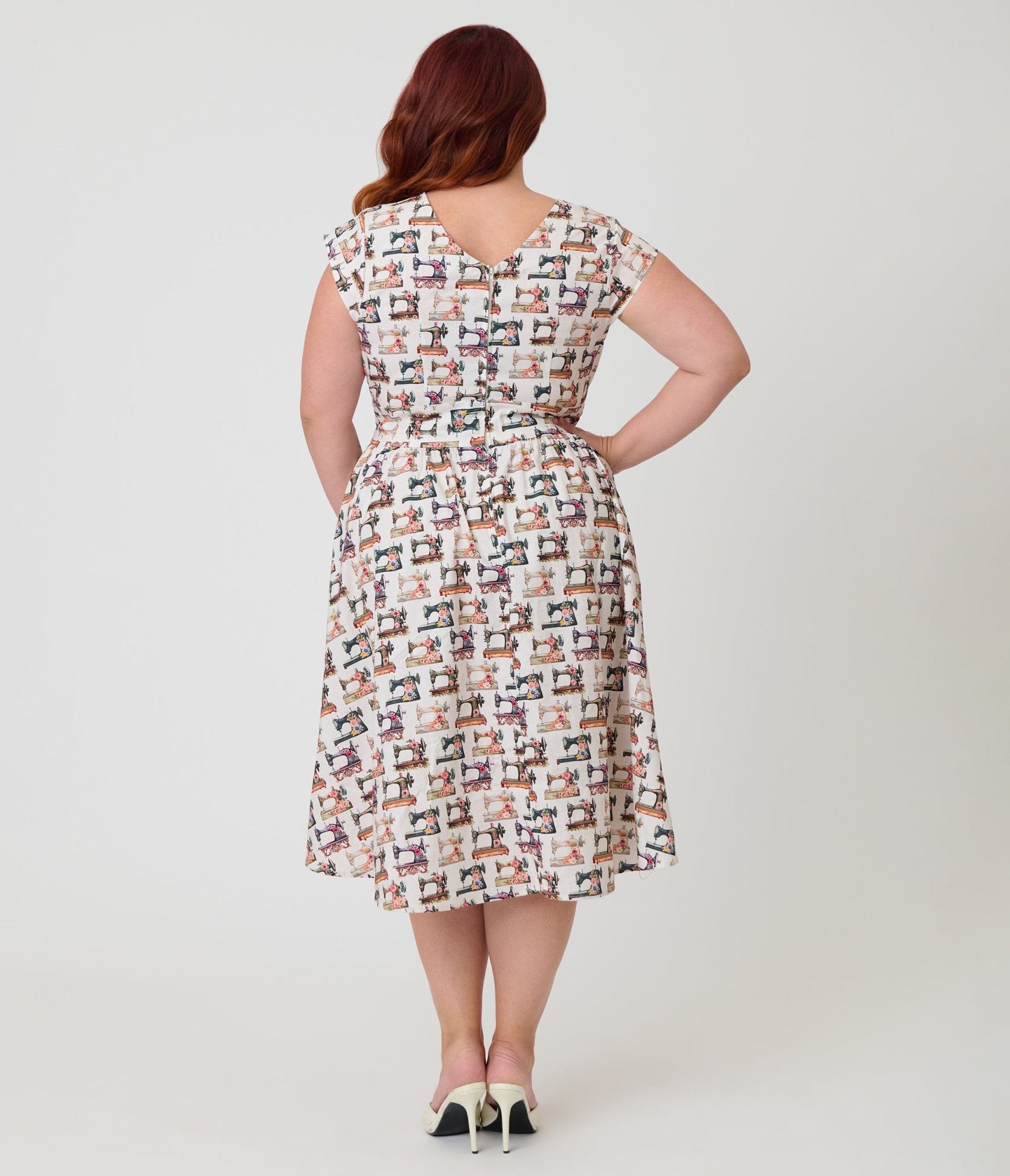 Retrolicious Plus Size Sewing Machine Print Greta Swing Dress – Unique  Vintage