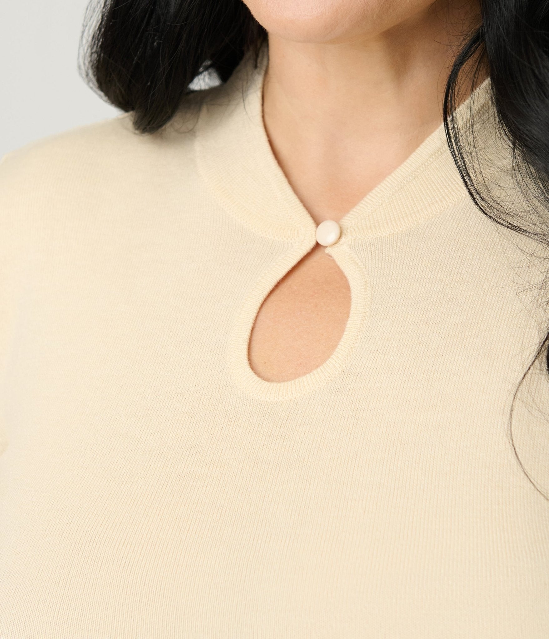 Royal Monk Beige Keyhole Sweater - Unique Vintage - Womens, TOPS, SWEATERS